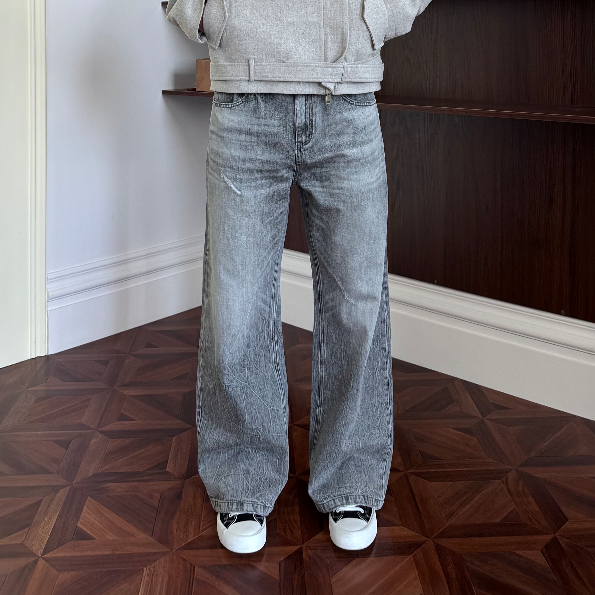 KREATE Whisker Washed Straight-Leg Jeans