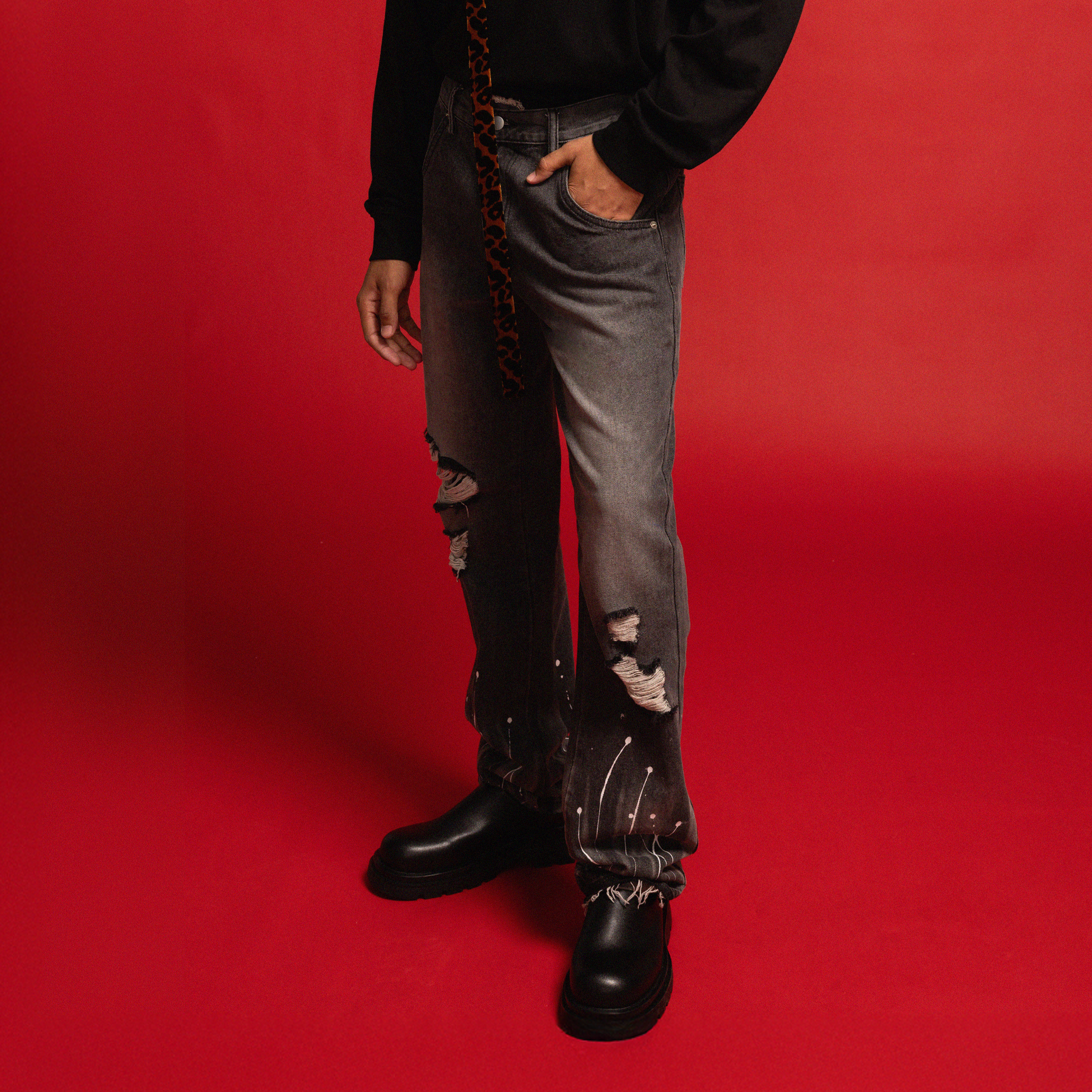 REDH Washed Paint-Splattered Distressed Jeans