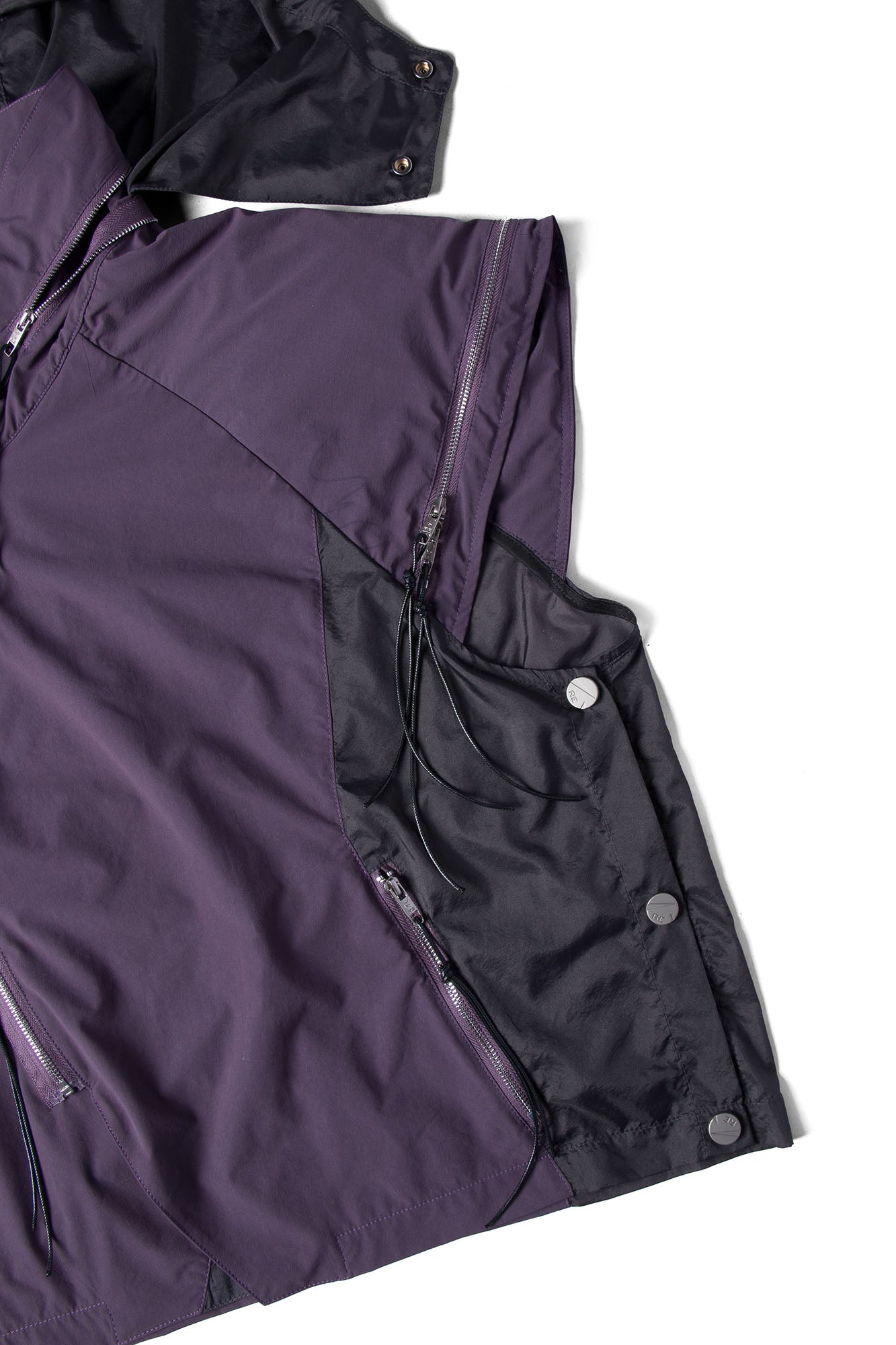 RELABEL Detachable Sleeve Asymmetric UV Protection Jacket, premium urban and streetwear designers apparel on PROJECTISR.com, RELABEL