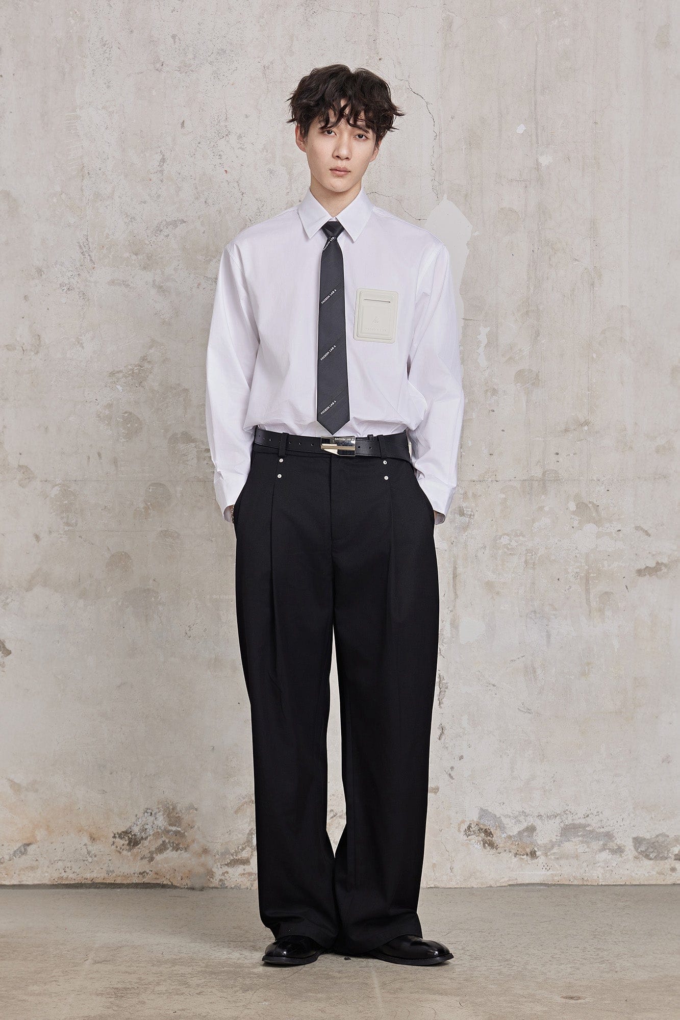 FACEONLAB Modern Patch-Pocket Poplin Shirt, premium urban and streetwear designers apparel on PROJECTISR.com, FACEONLAB
