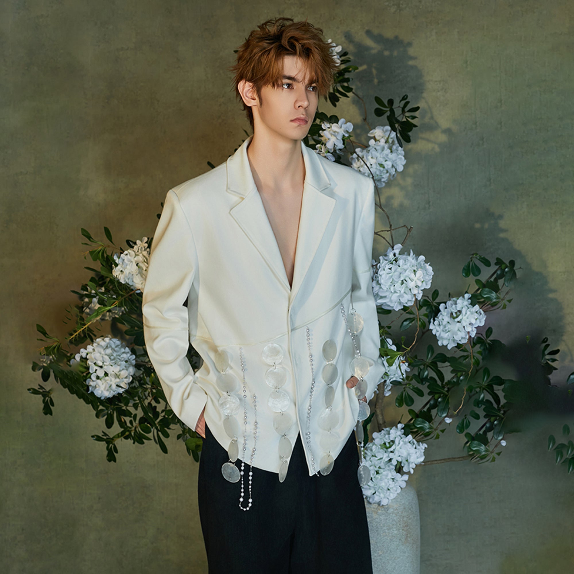 JIECHI Drifting Sequin & Pearl Chains Blazer