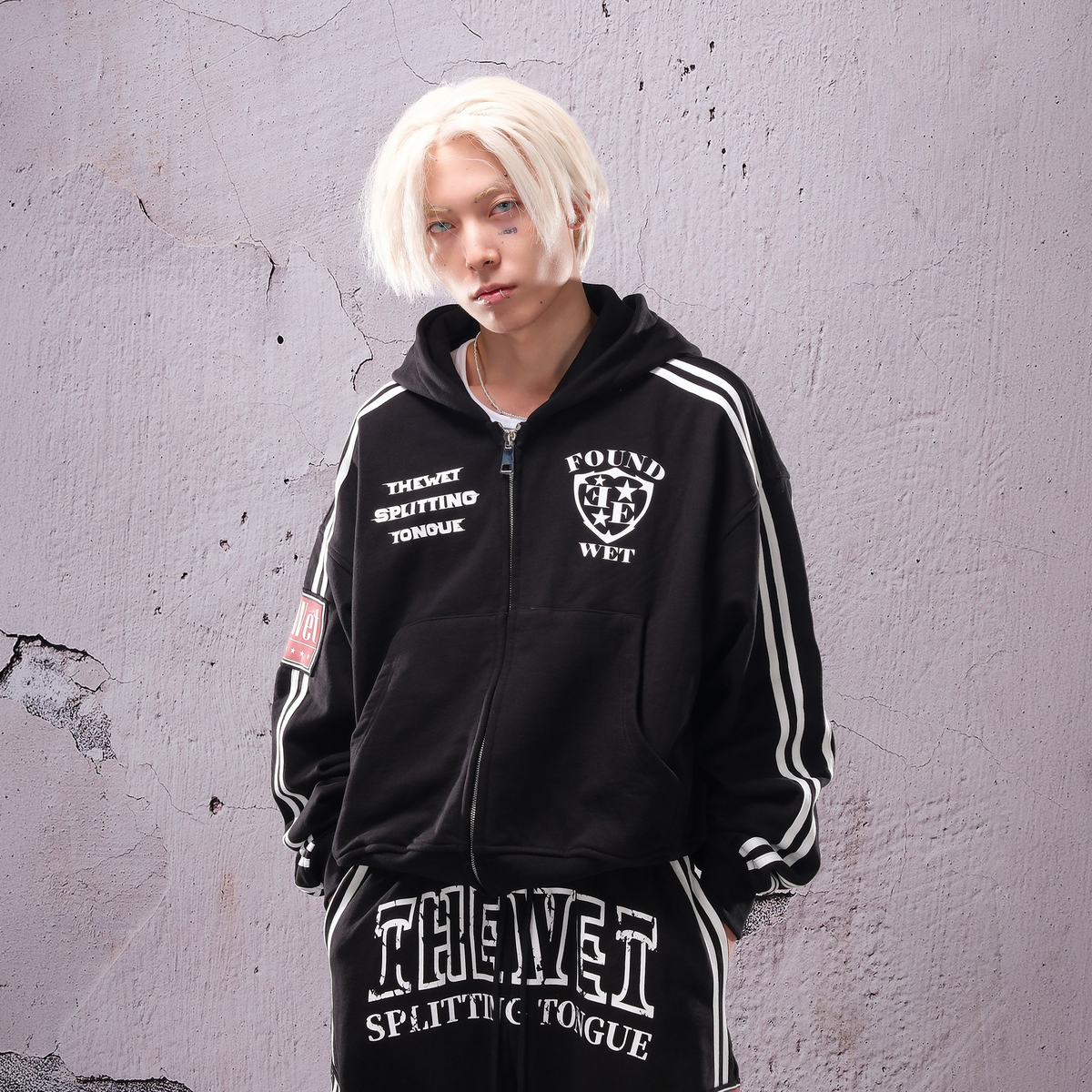 THEWET Graphic Striped Zip-Up Hooded Jacket
