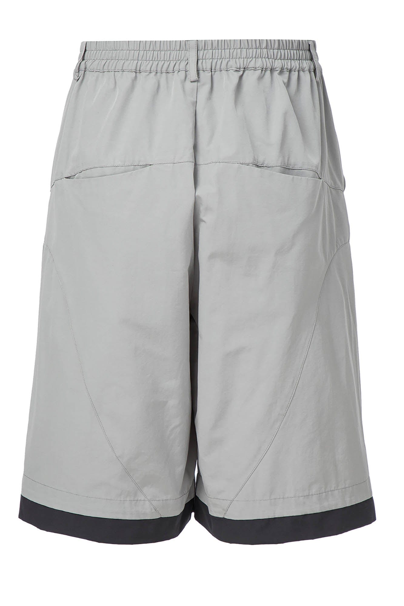 F2CE Contrast Panel Cut-Out Knee Shorts
