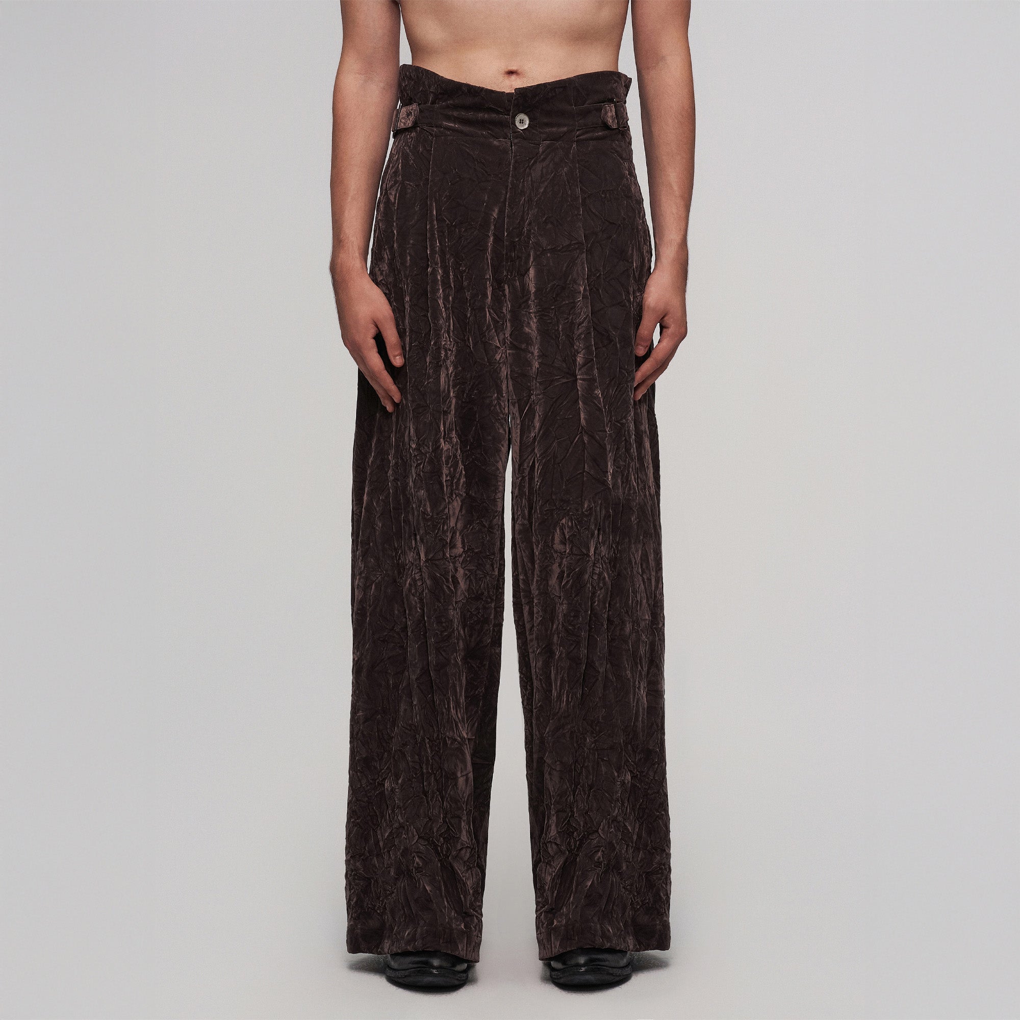 ILNya Nieternite Nifutur Velvet High-Waisted Pleated Wide-Leg Pants