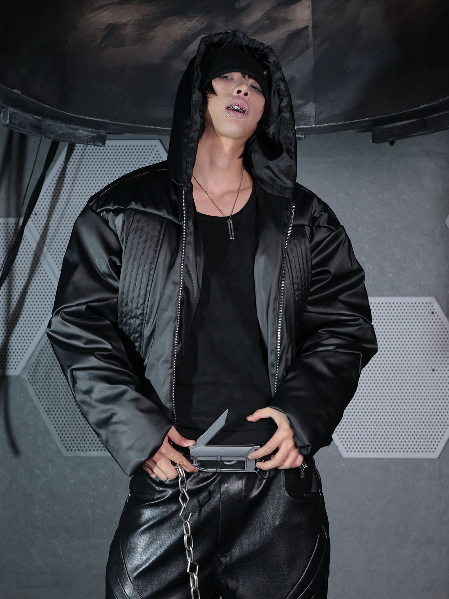 SSIN7 Tactical Padded Armor Hooded Jacket