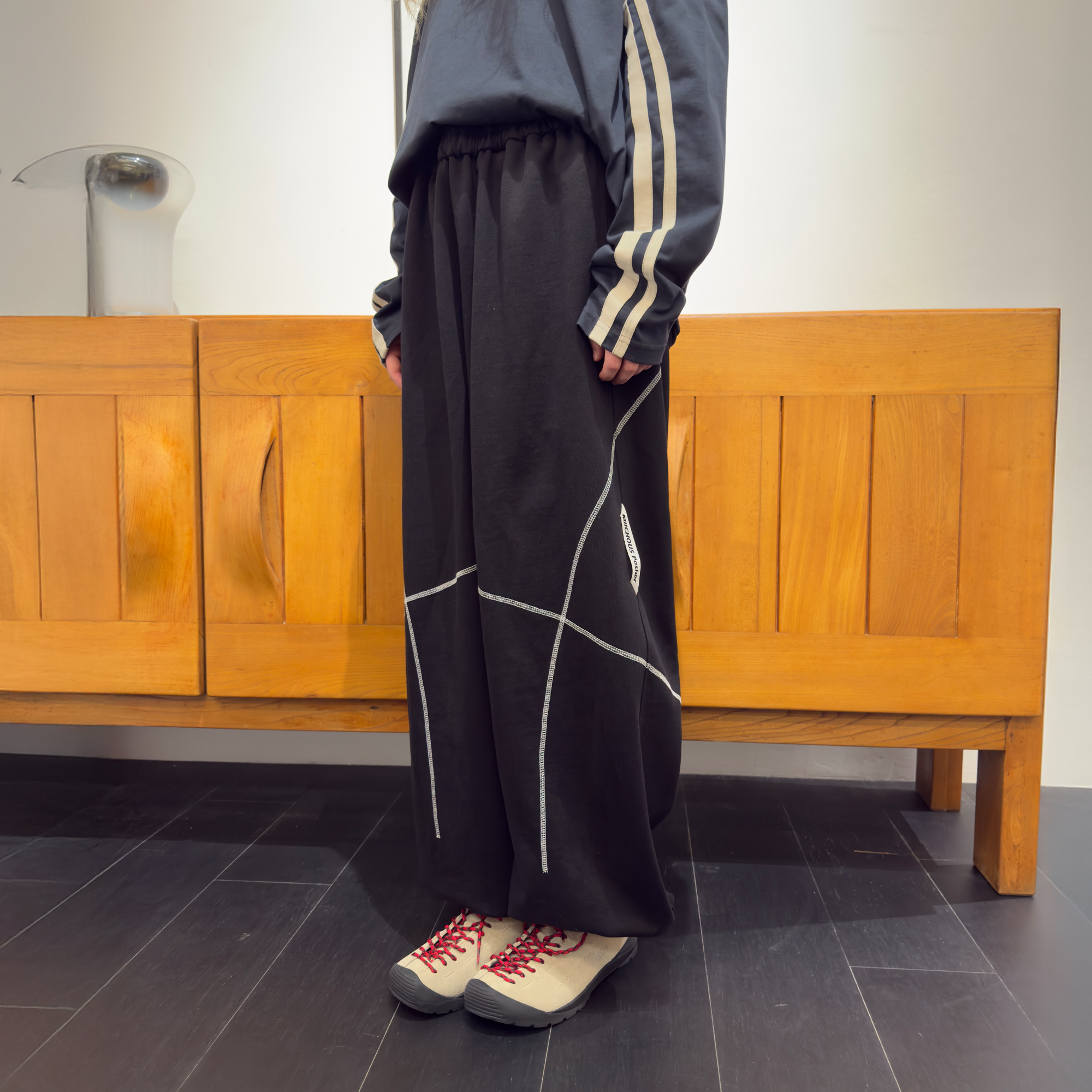 MIICHOUS Paneled Contrast-Stitch Sweatpants