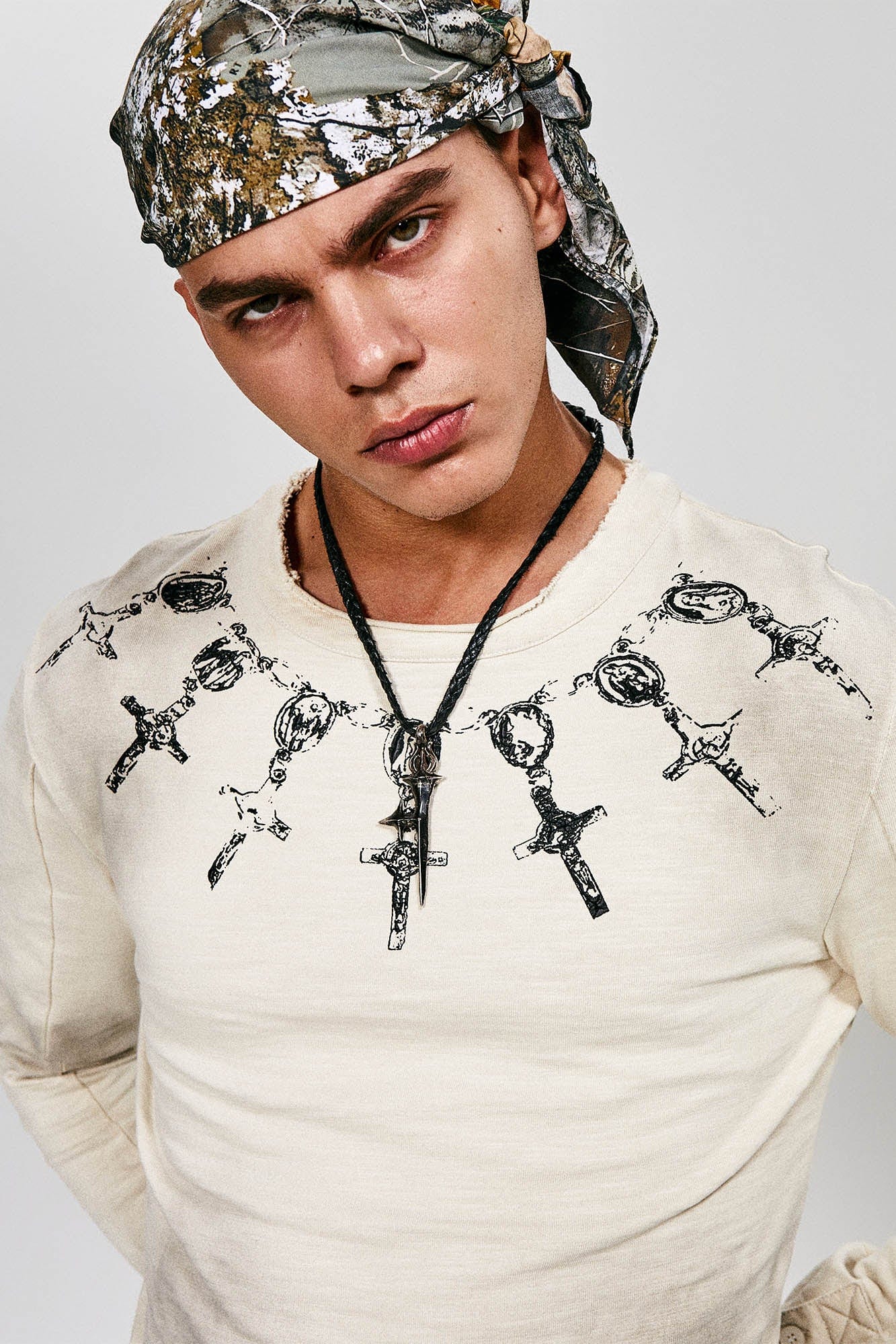 FLYERRER Distressed Cross Chain Graphic Long-Sleeve Tee, premium urban and streetwear designers apparel on PROJECTISR.com, FLYERRER