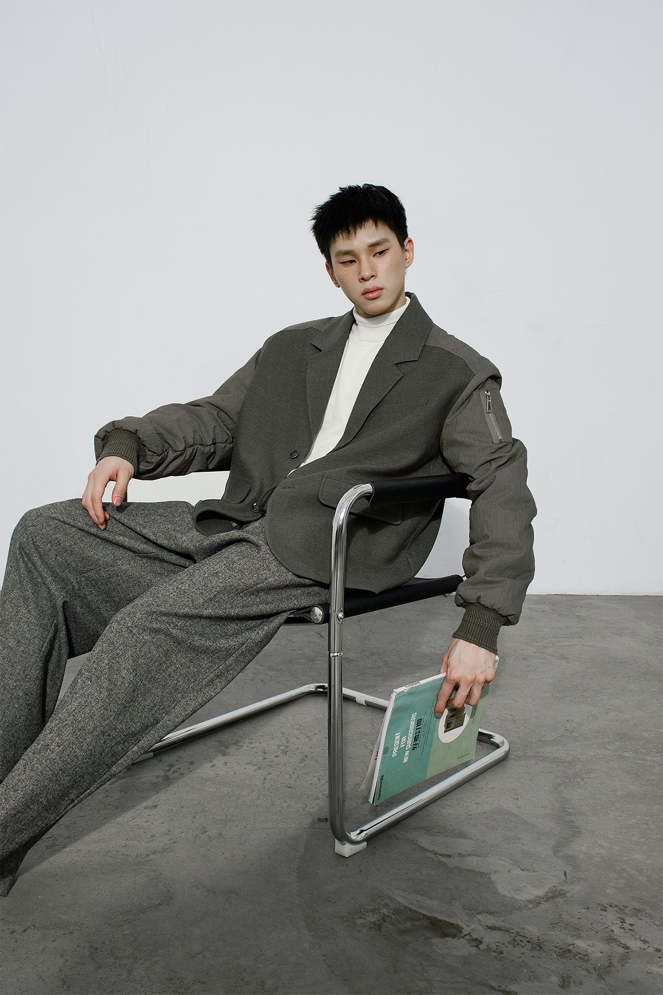 SAME FLOW Multi-Pocket Paneled Bomber-Sleeve Suit Jacket
