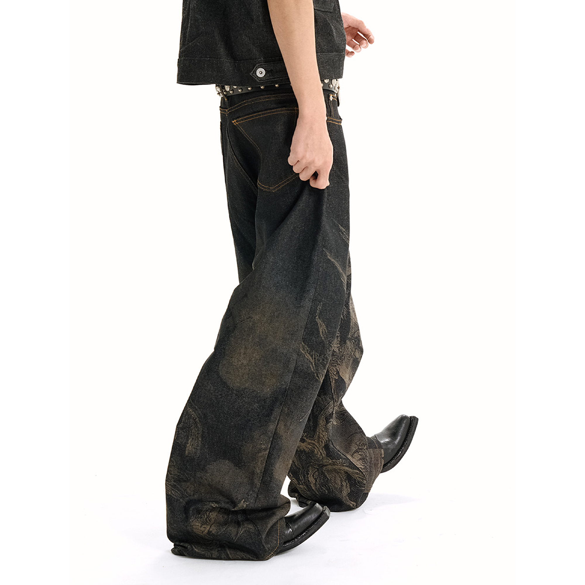 WANNA LAB Laser-Burned Studded Baggy Jeans