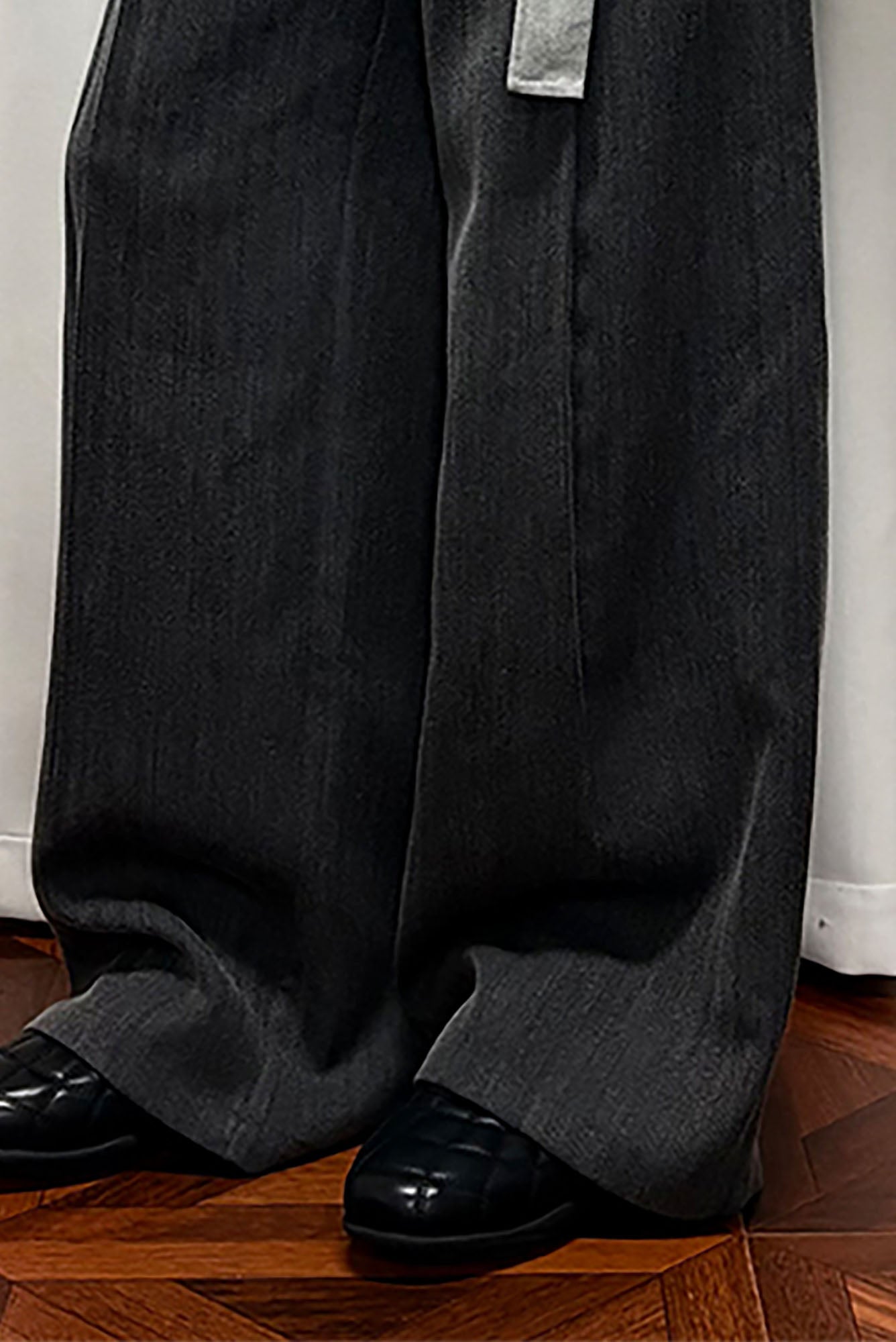 KREATE Suede Belt Striped Pleat Trousers