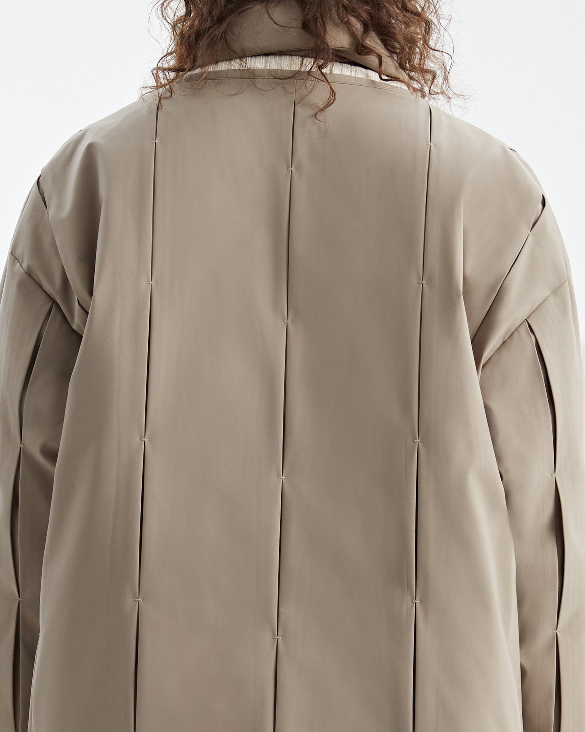 ORGANIC EMOTION Spliced Waterproof Duck Down Scarf Jacket, premium urban and streetwear designers apparel on PROJECTISR.com, ORGANIC EMOTION