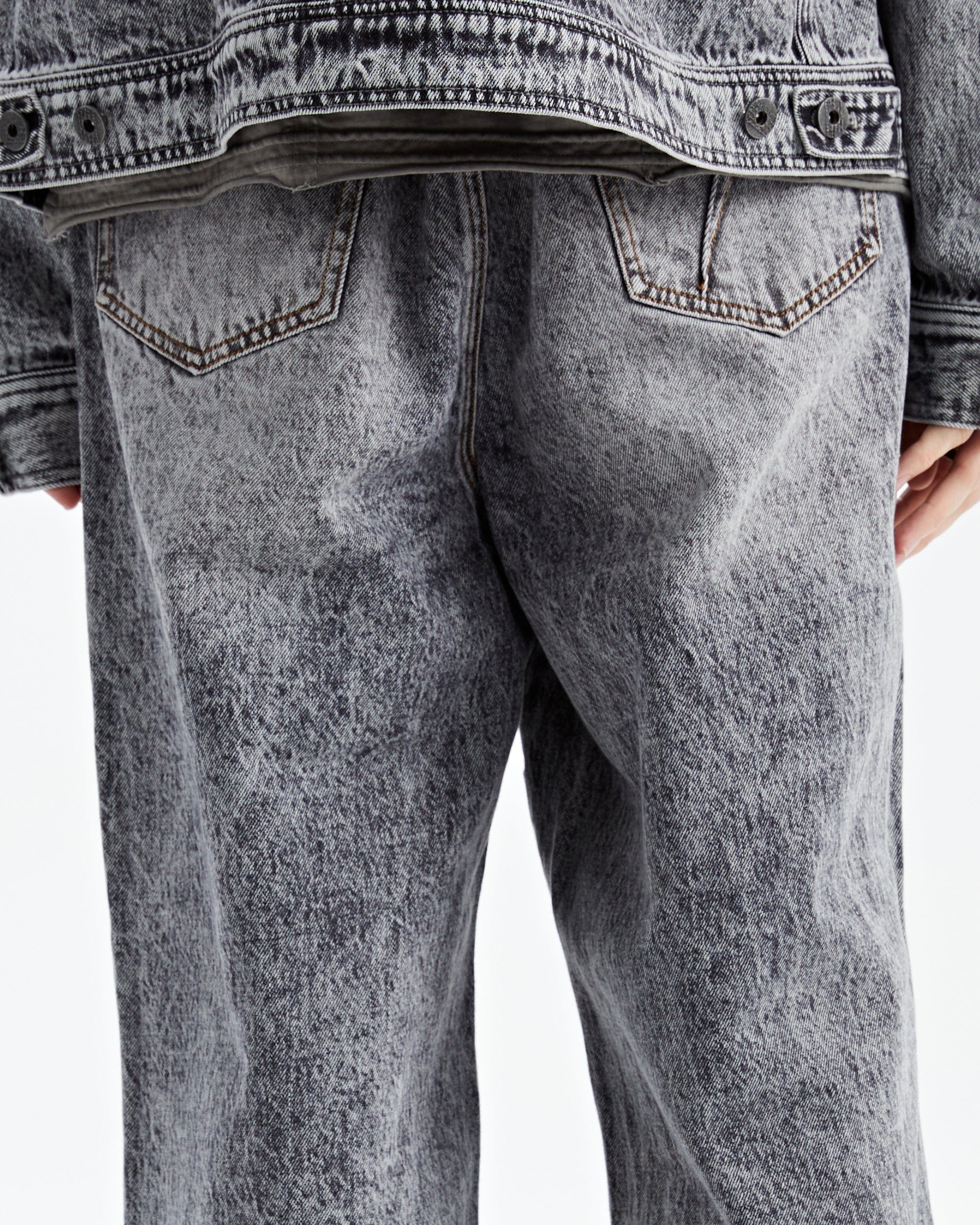 ORGANIC EMOTION Deconstructed Washed Jeans