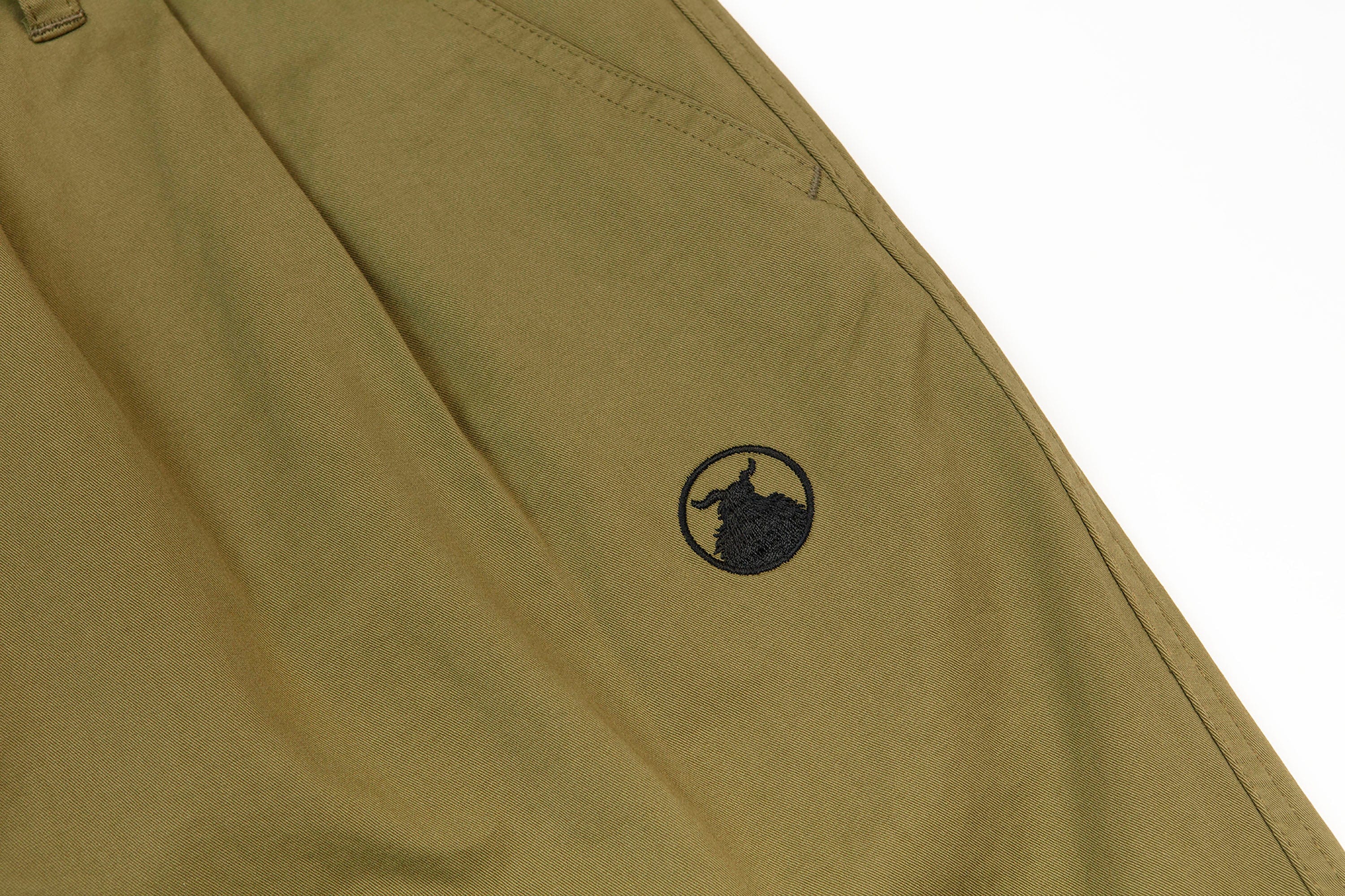 NERHI Essential LOGO Pleated Shorts, premium urban and streetwear designers apparel on PROJECTISR.com, NERHI
