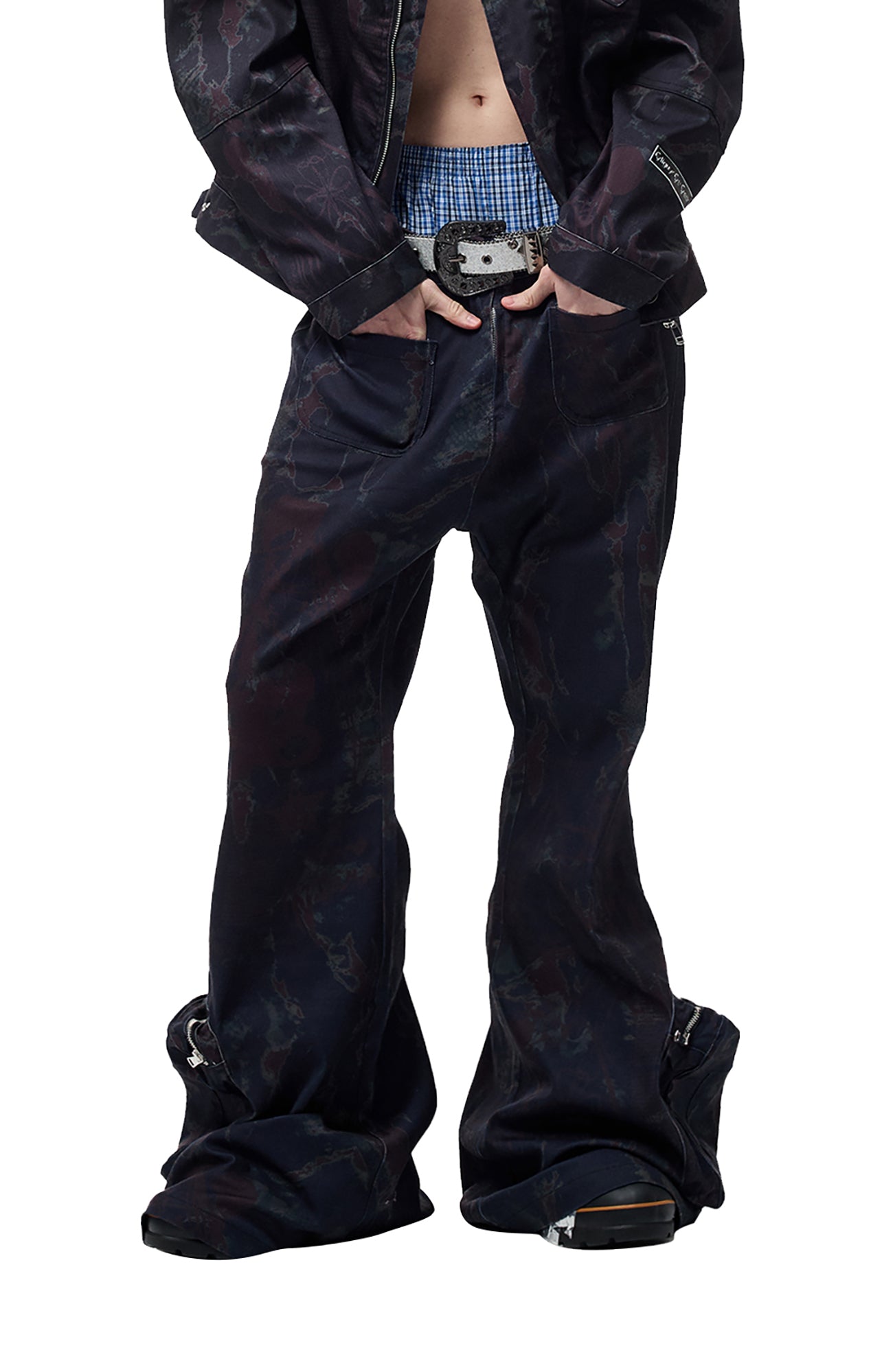 CYCYCY Abstract Graphic Cargo Flared Jeans