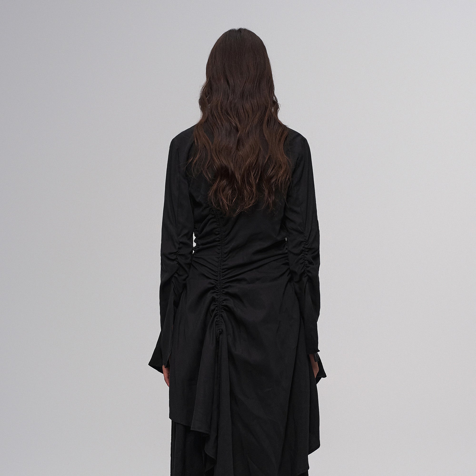 ILNya Nieternite Nifutur Asymmetric Ruched Waist Ruffle-Neck Long Shirt Black