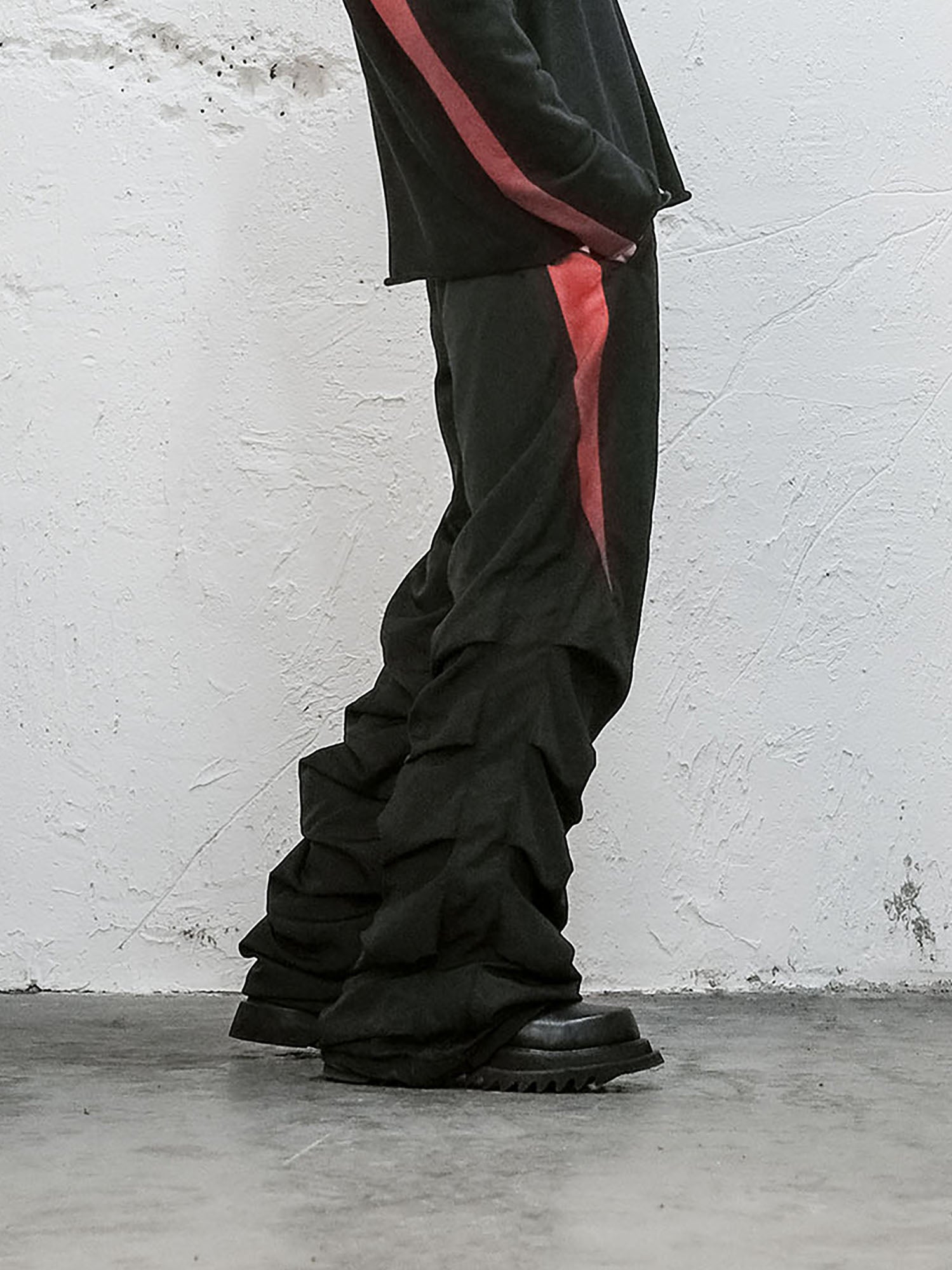 UNDERWATER Bloodfang Ruched Oversized Sweatpants