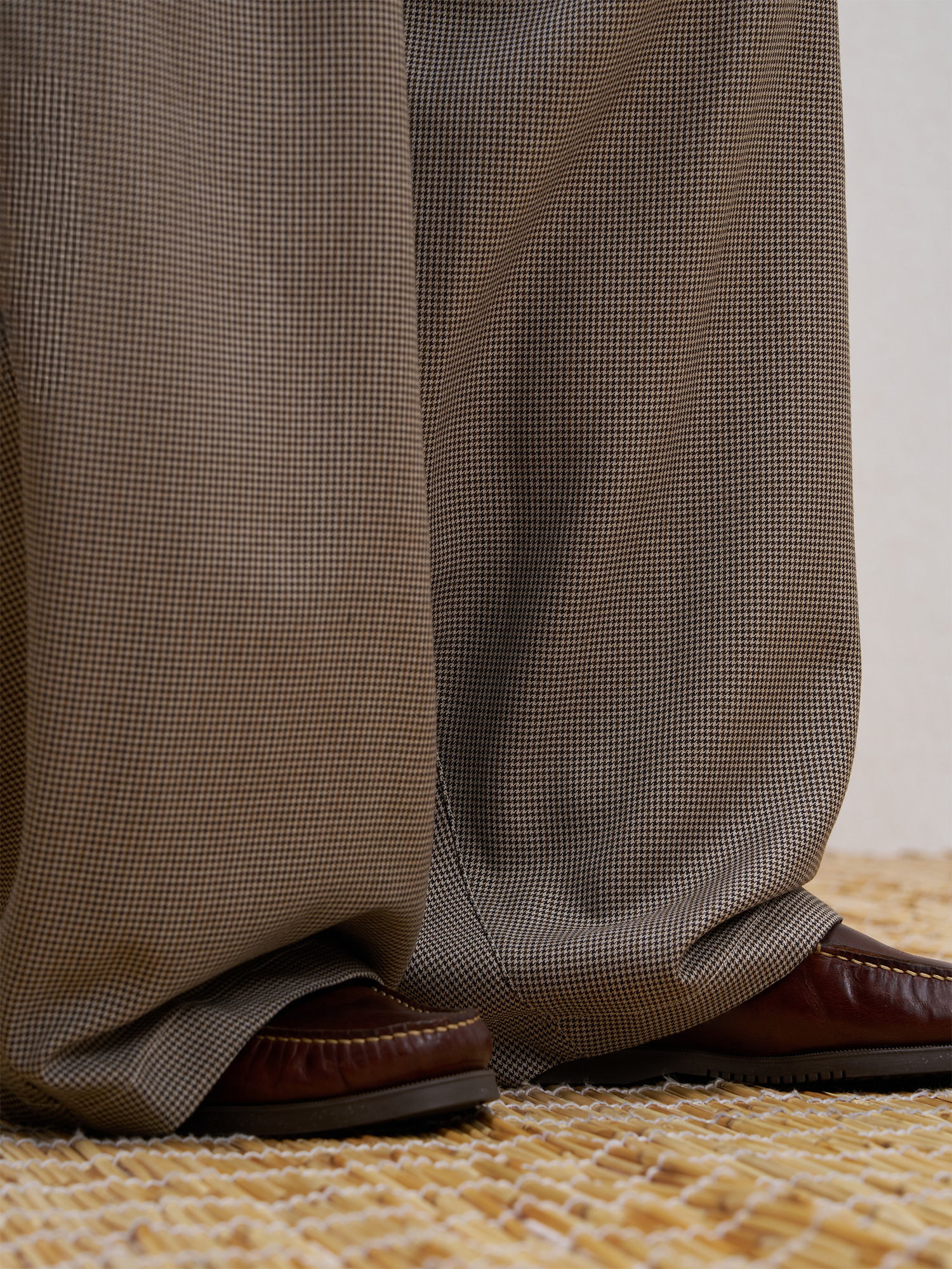 UNLIMITED MOTE Wool Blend Houndstooth Drawstring Balloon Pants