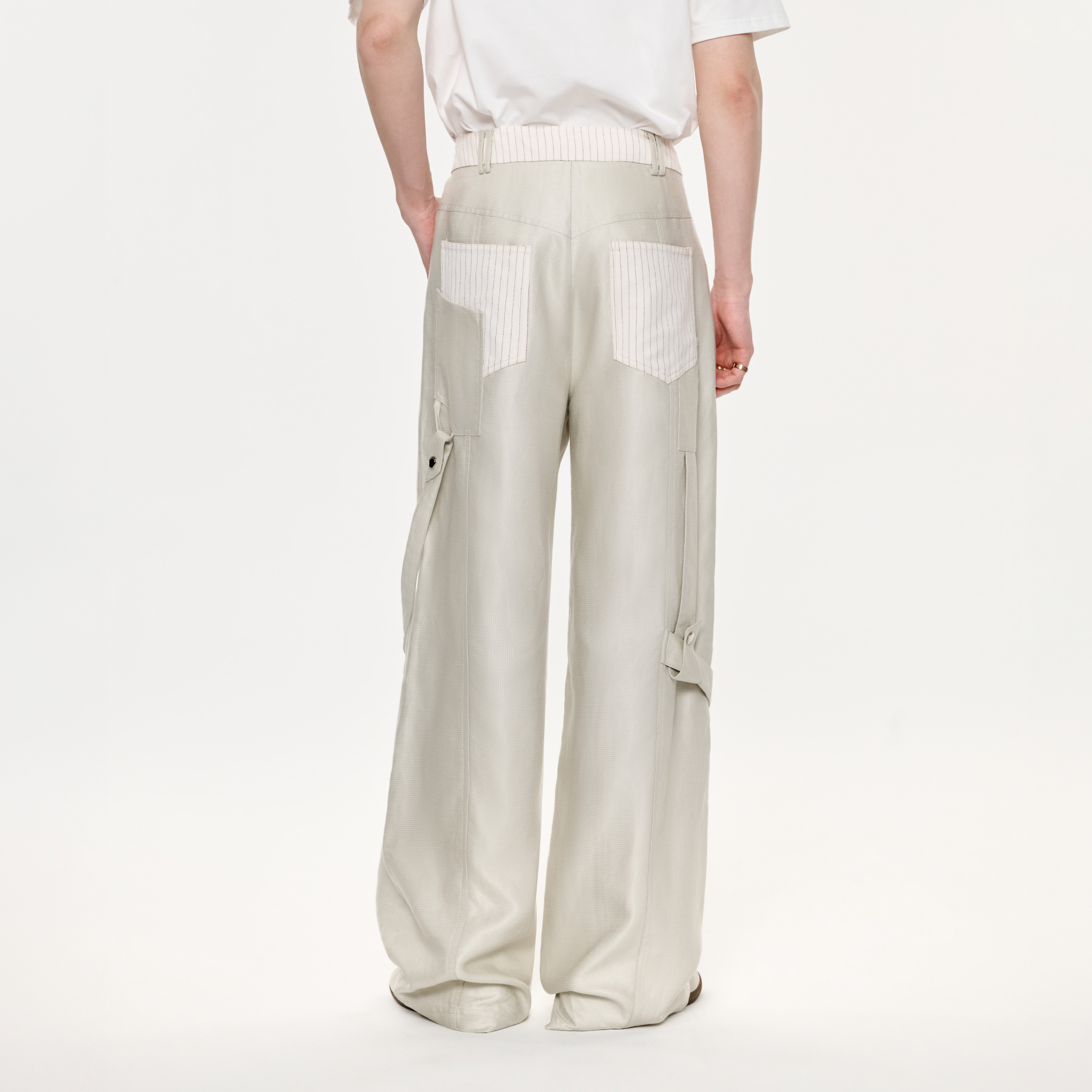 TIWILLTANG Contrast Panel Straight-Leg Pants