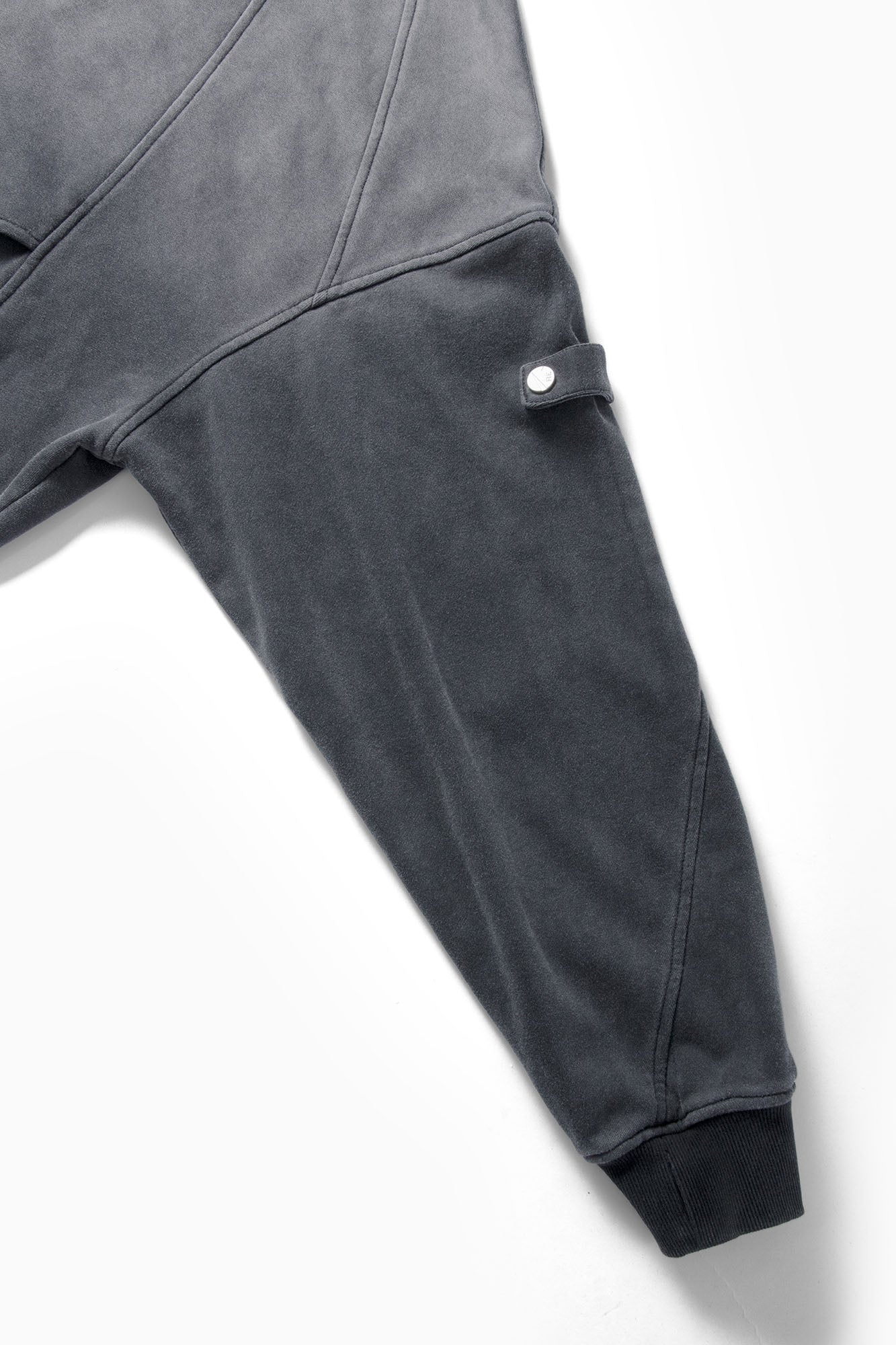 RELABEL Gradient Washed Panel Hooded Jacket Black