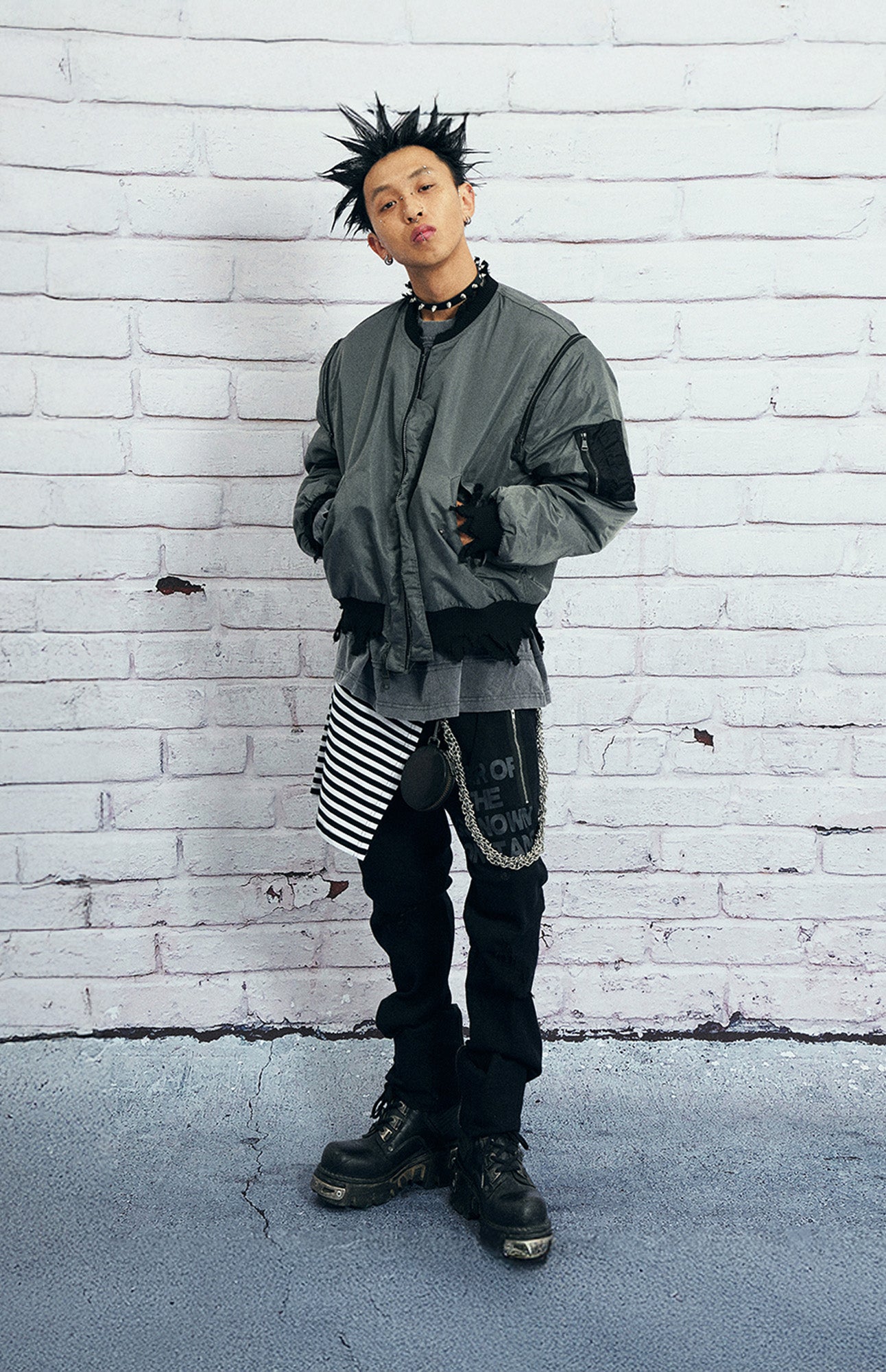 VENTUREK Retro Zipper-Spliced Raw Edge Bomber Jacket, premium urban and streetwear designers apparel on PROJECTISR.com, VENTUREK