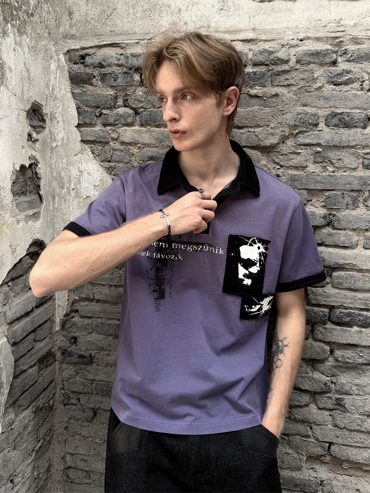 ESAIAS Washed Portrait Cross Graphic Polo Shirt