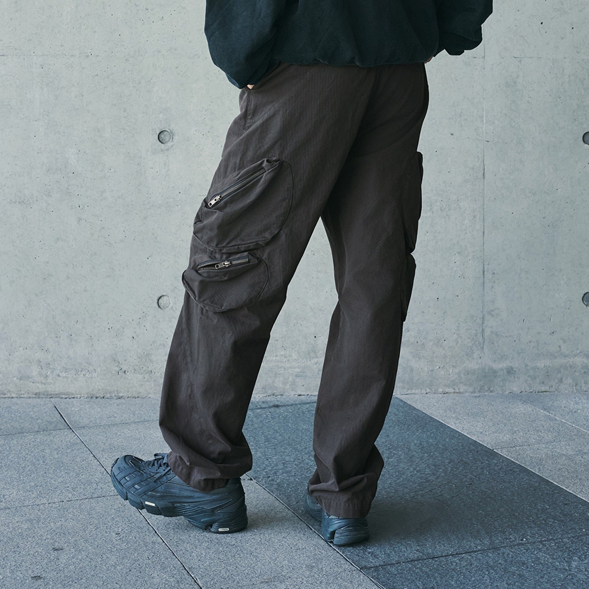 ENSHADOWER Modern Pleated Zipper Tactical Cargo, premium urban and streetwear designers apparel on PROJECTISR.com, ENSHADOWER