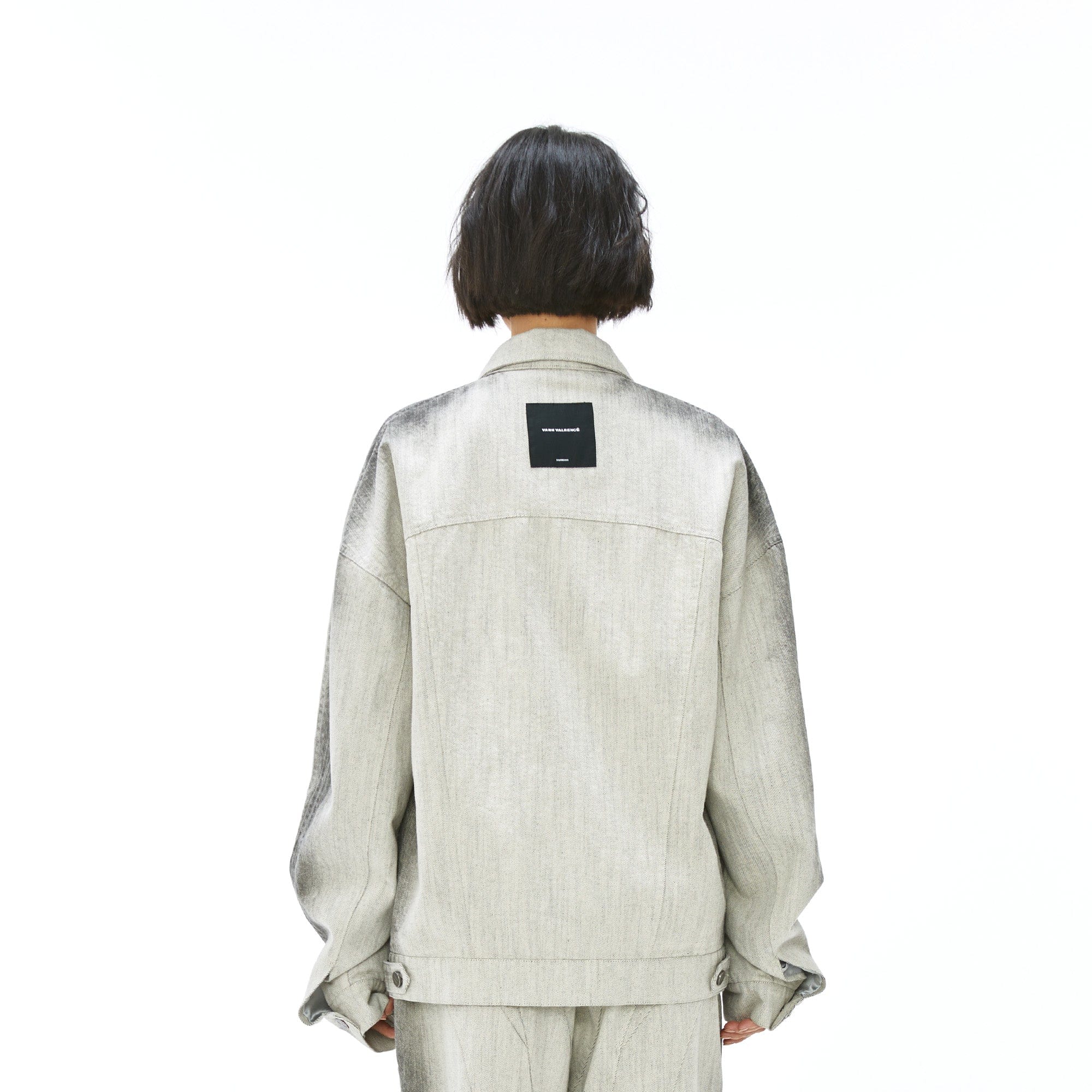 VANN VALRENCE Structured Panel Gradient Sleeve Washed Denim Jacket