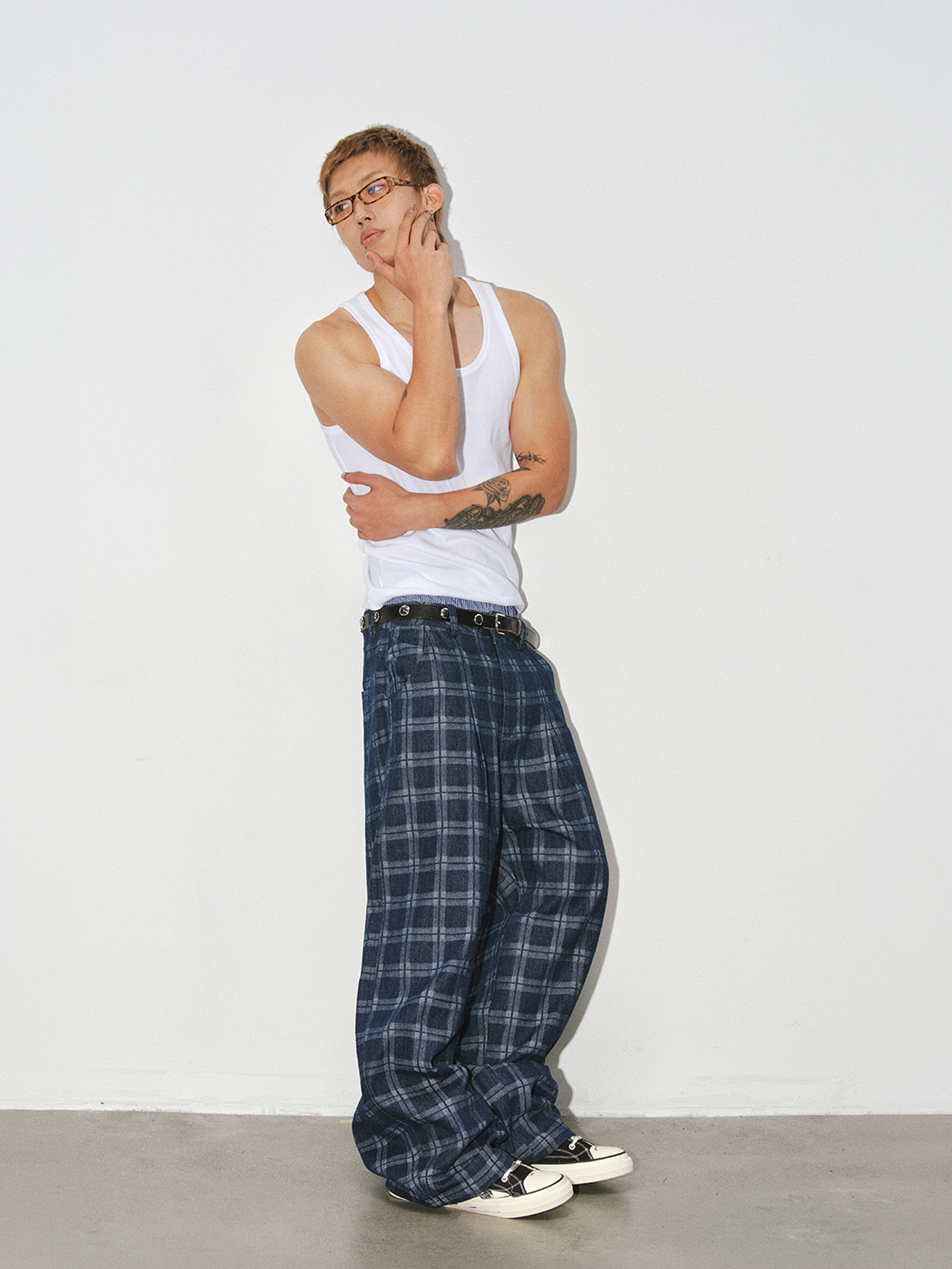 NOVACAM Retro Plaid Wide-Leg Jeans
