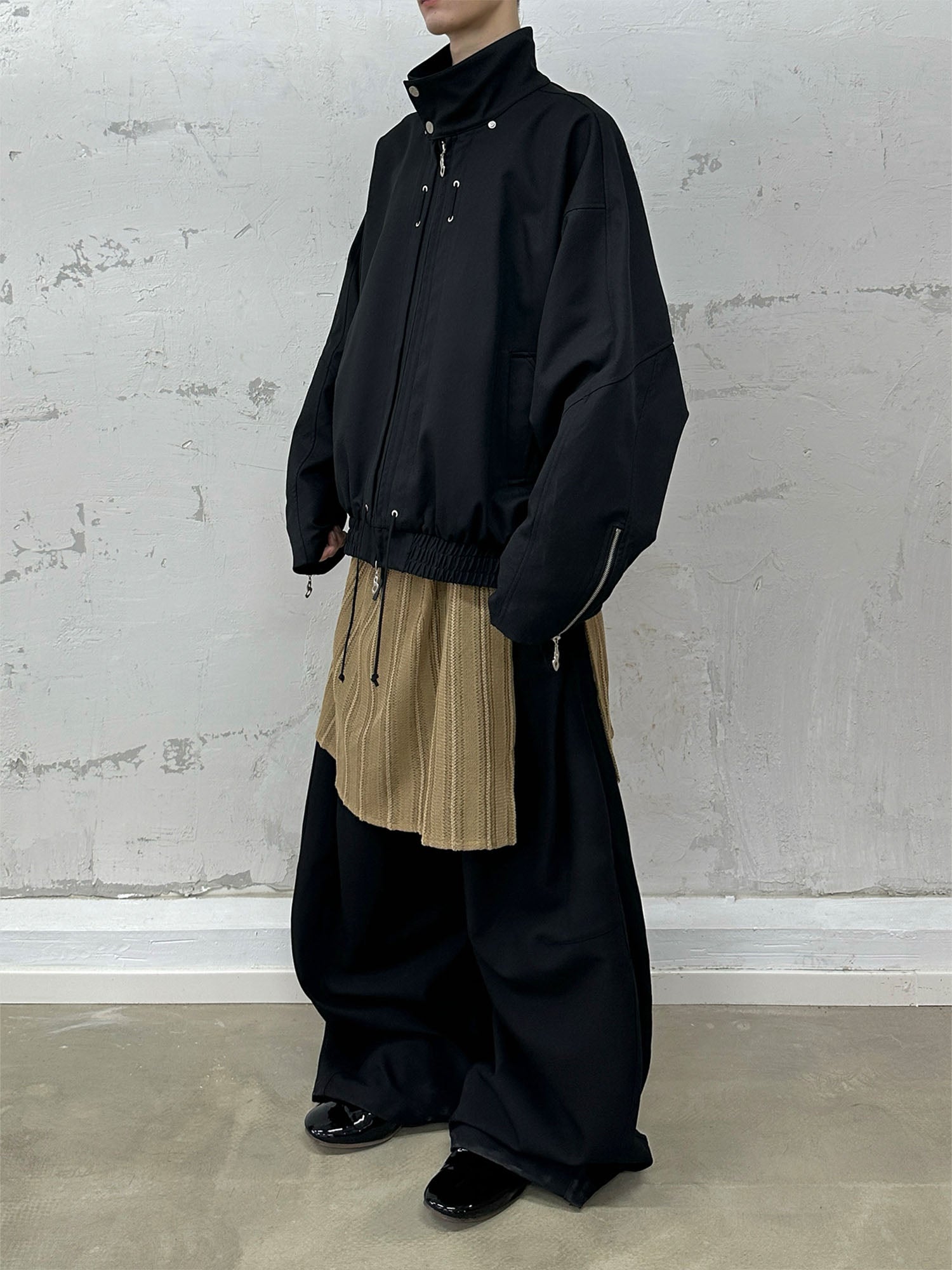 RELABEL Detachable Hood Batwing Sleeve Jacket Black
