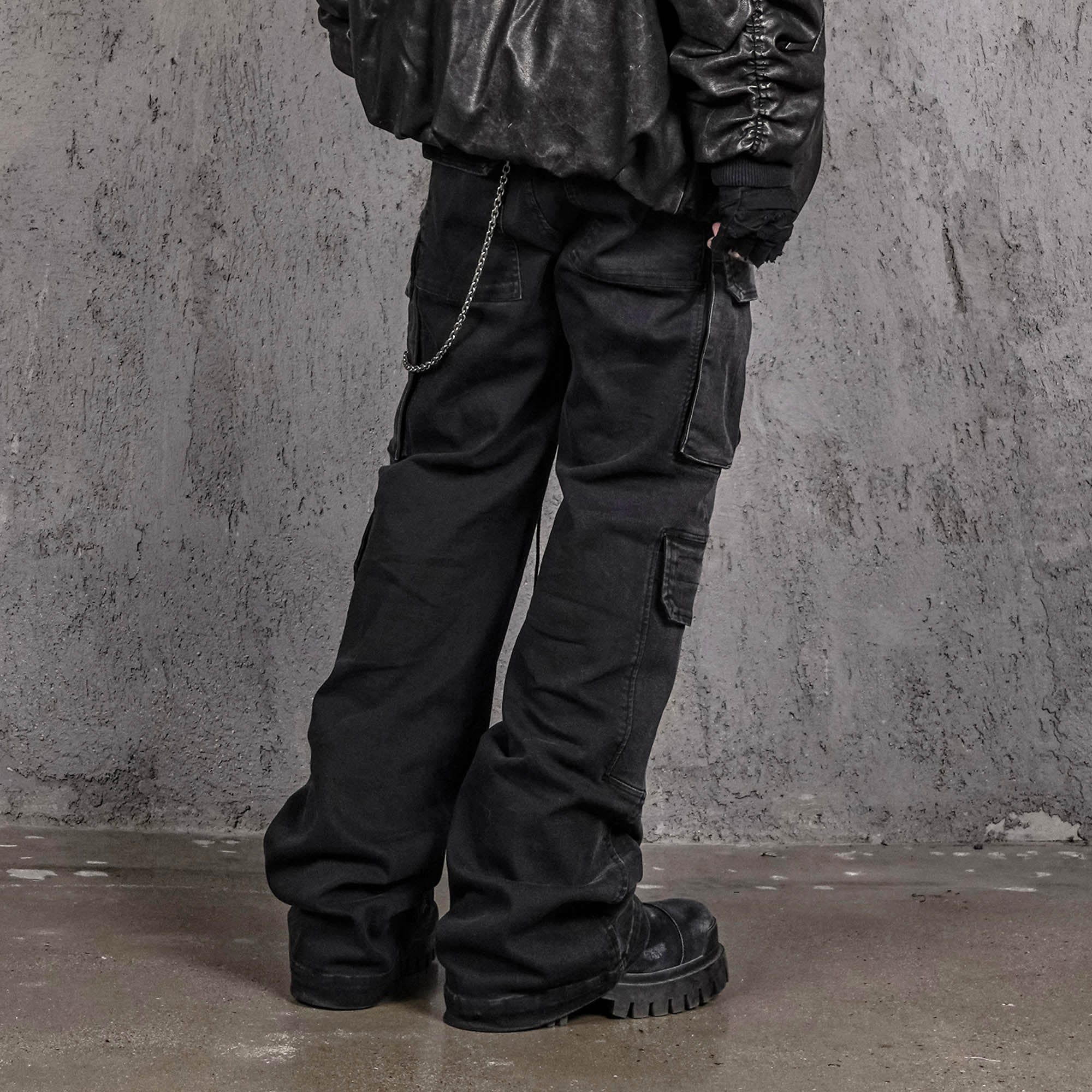 UNDERWATER Multi Pockets Gradient Jeans Black, premium urban and streetwear designers apparel on PROJECTISR.com, UNDERWATER