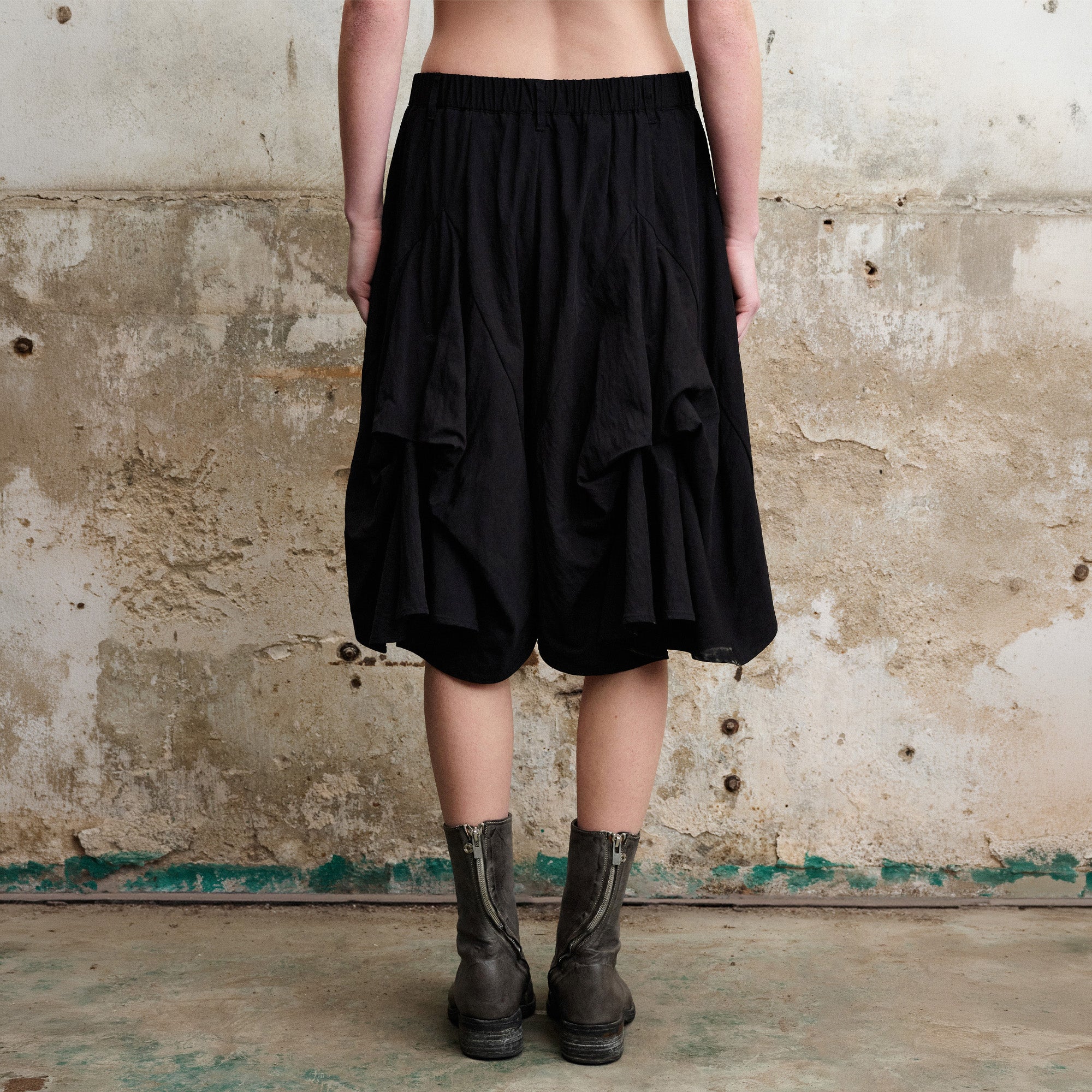 ILNya Nieternite Nifutur Layered Asymmetrical Skort Shorts Black, premium urban and streetwear designers apparel on PROJECTISR.com, ILNya Nieternite Nifutur