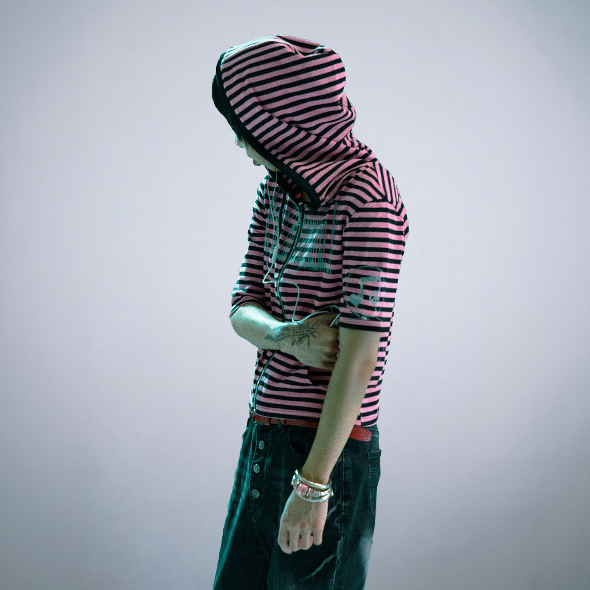 PAIKI Stripe Slogan Hooded Short-Sleeve Jacket