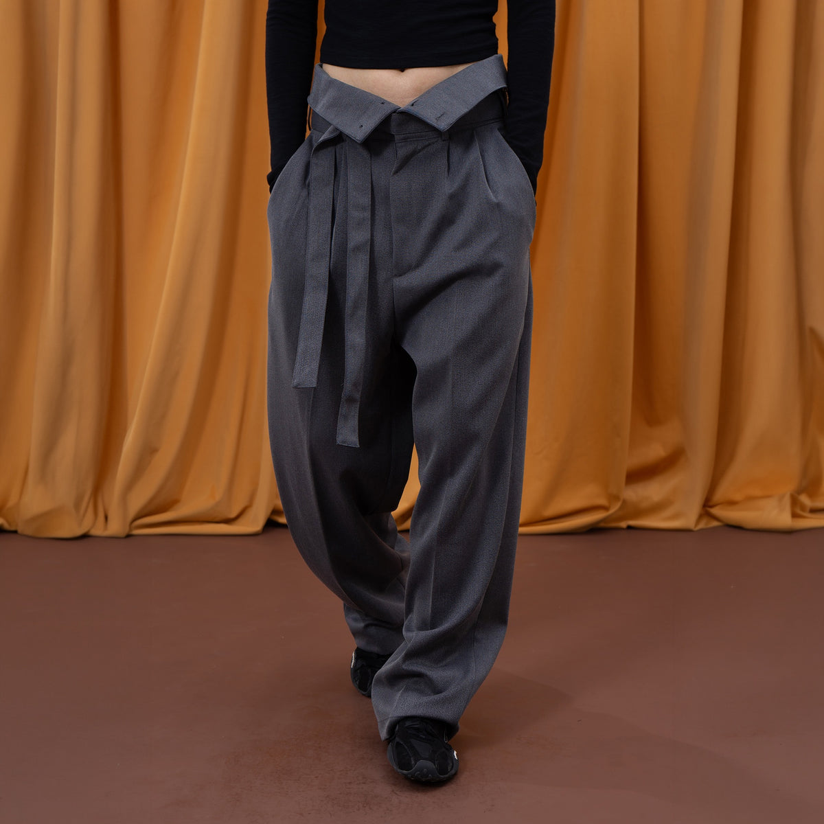 CLP Retro Wide-Leg Belted Trousers