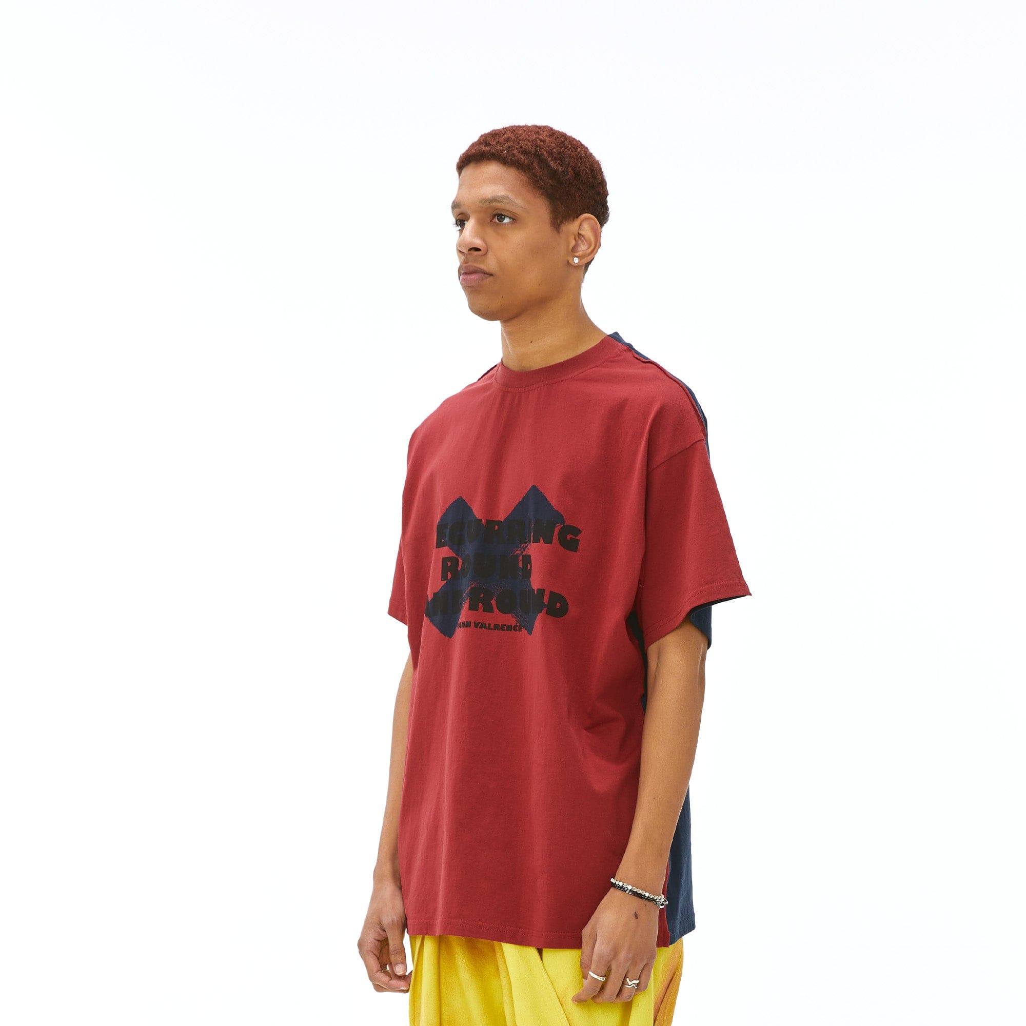 VANN VALRENCE Contrast Split Graphic T-Shirt