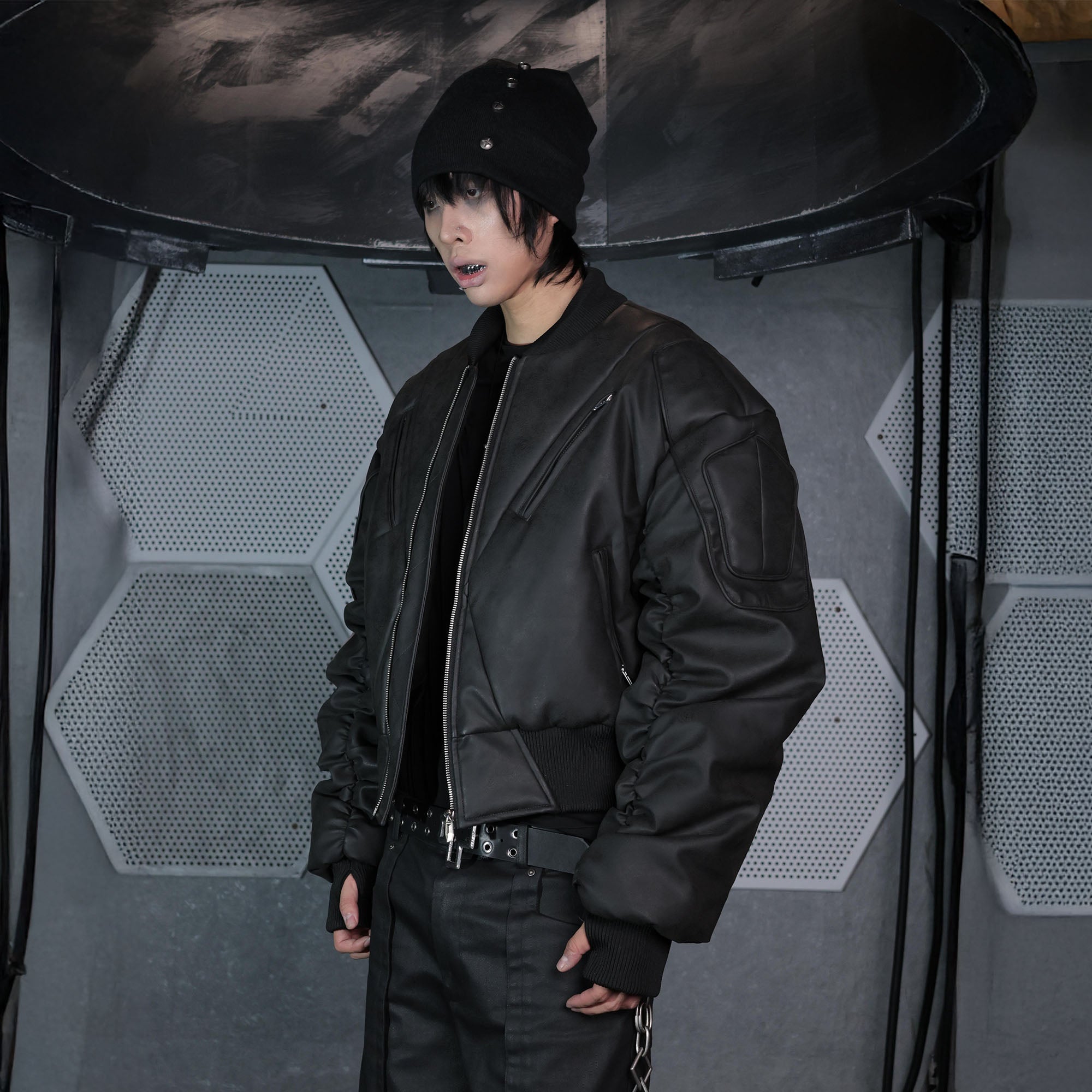 SSIN7 Panel-Structured Bomber Jacket