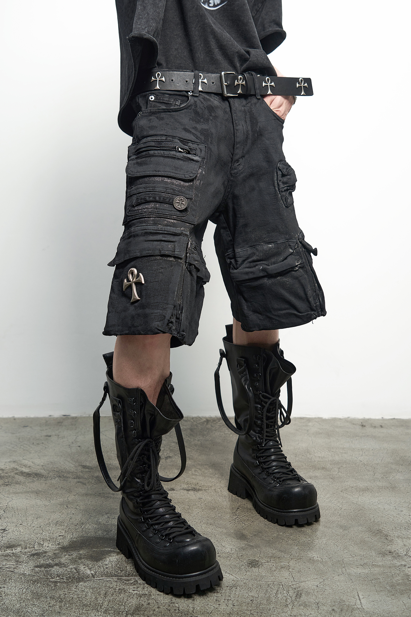 ANTI WAR REVIVAL Wax-Coated Multi-Pocket Denim Shorts