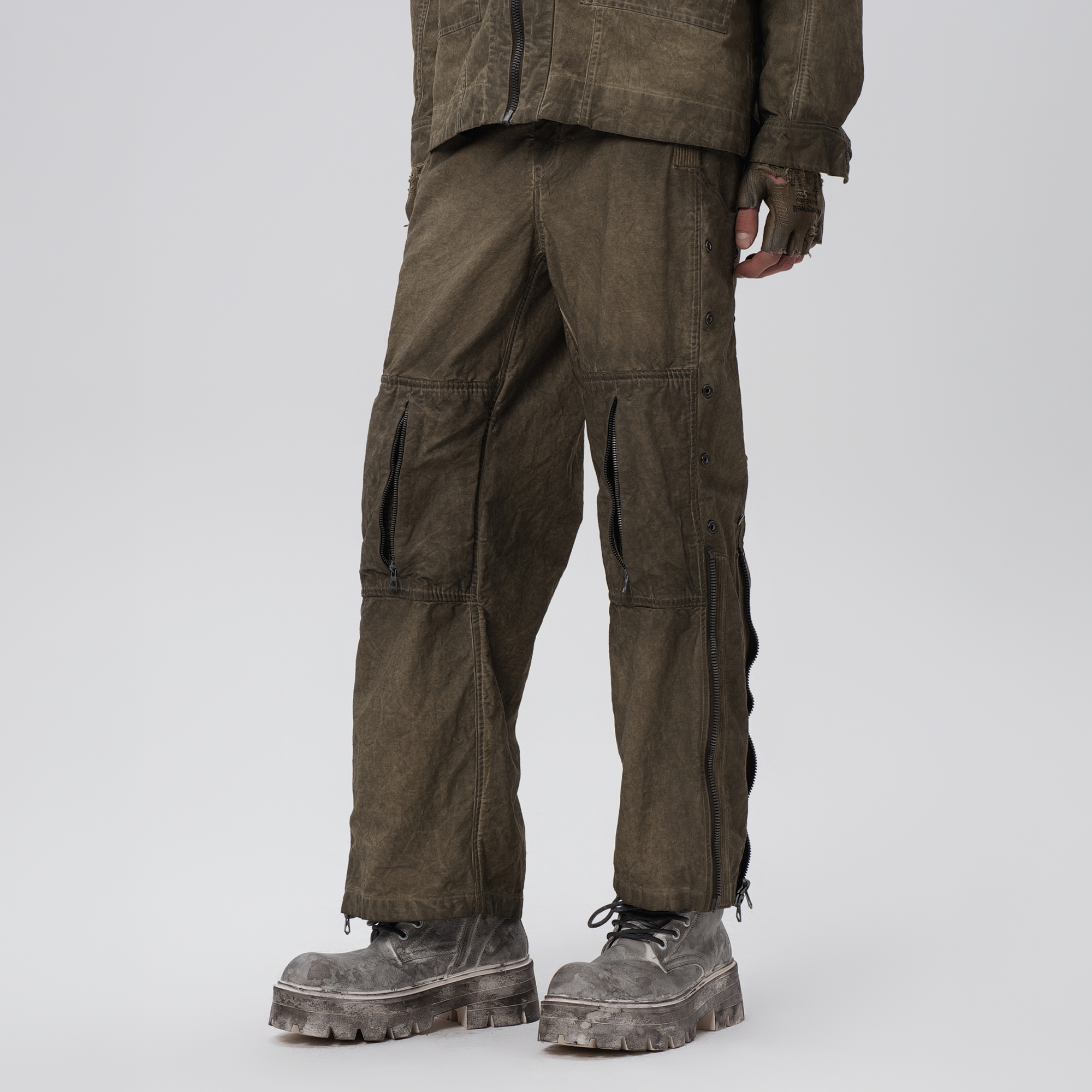 STEAM Distressed Mesh-Knee Multi-Pocket Straight-Leg Cargo Pants