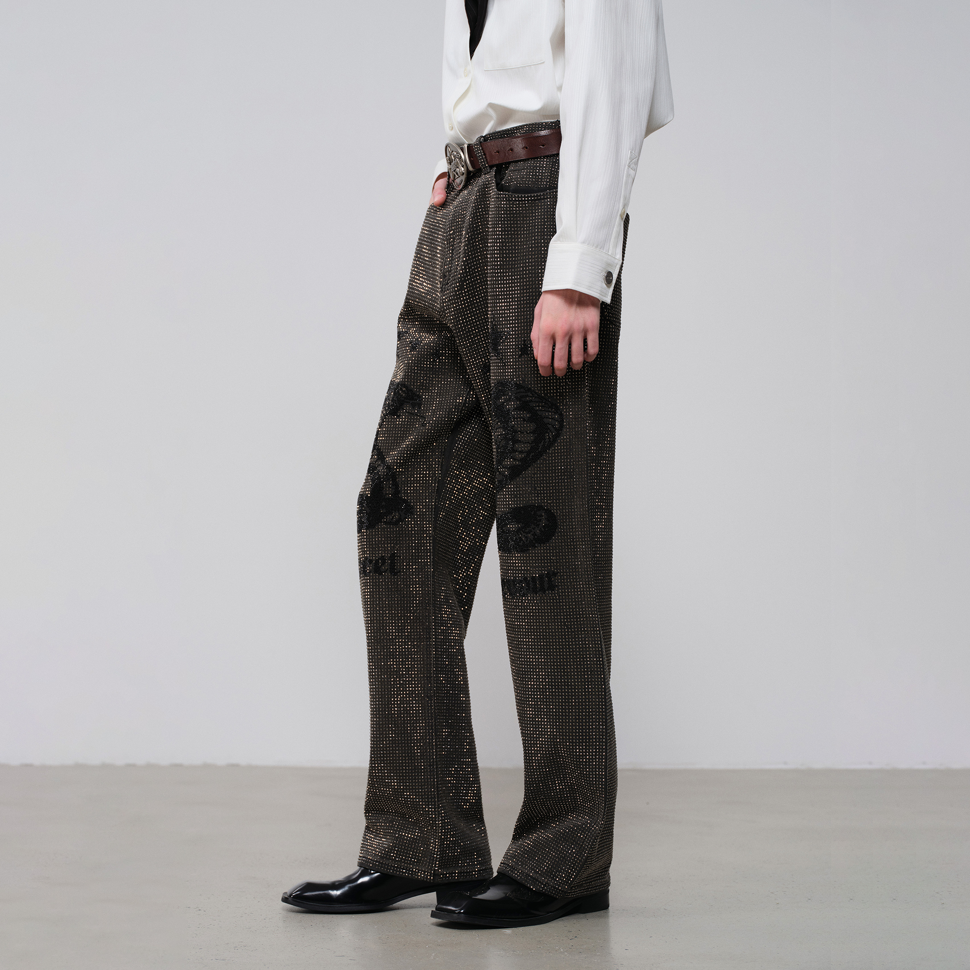 FACEONLAB Double-Headed Snake Studded Dirty-Washed Retro Jeans