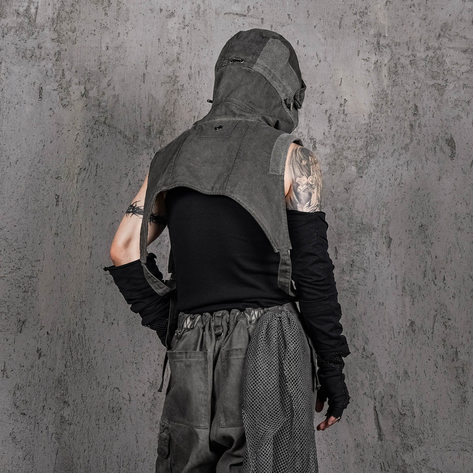 UNDERWATER Scavenger Hooded Vest, premium urban and streetwear designers apparel on PROJECTISR.com, UNDERWATER