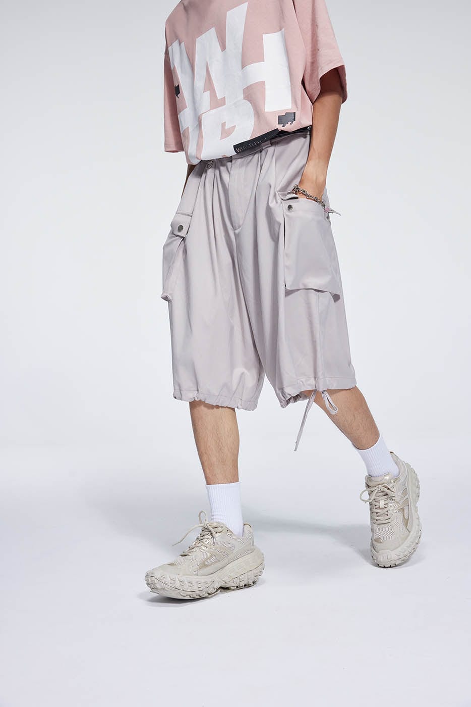 WHISTLEHUNTER Big Pockets Drawstring Shorts, premium urban and streetwear designers apparel on PROJECTISR.com, WHISTLEHUNTER