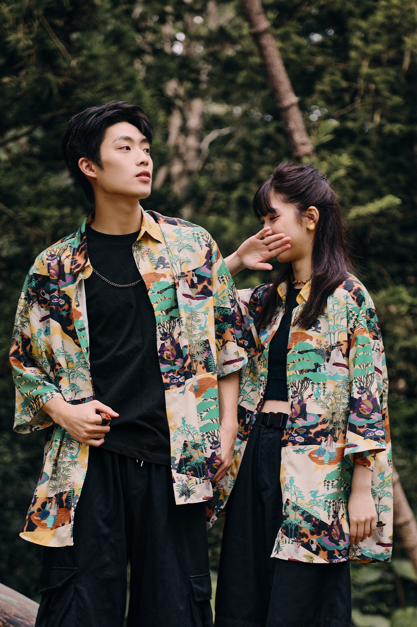 MASH UP ASIA Contrast Full-Print Half Shirt, premium urban and streetwear designers apparel on PROJECTISR.com, MASH UP ASIA