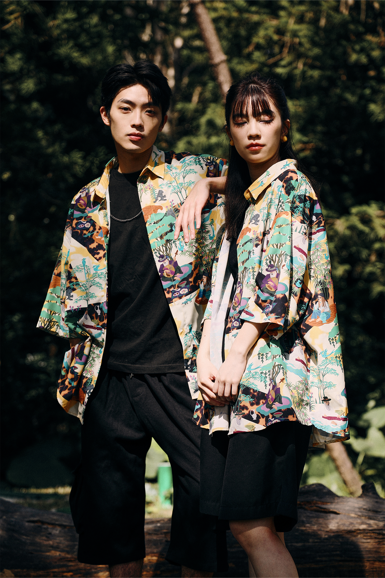 MASH UP ASIA Contrast Full-Print Half Shirt, premium urban and streetwear designers apparel on PROJECTISR.com, MASH UP ASIA