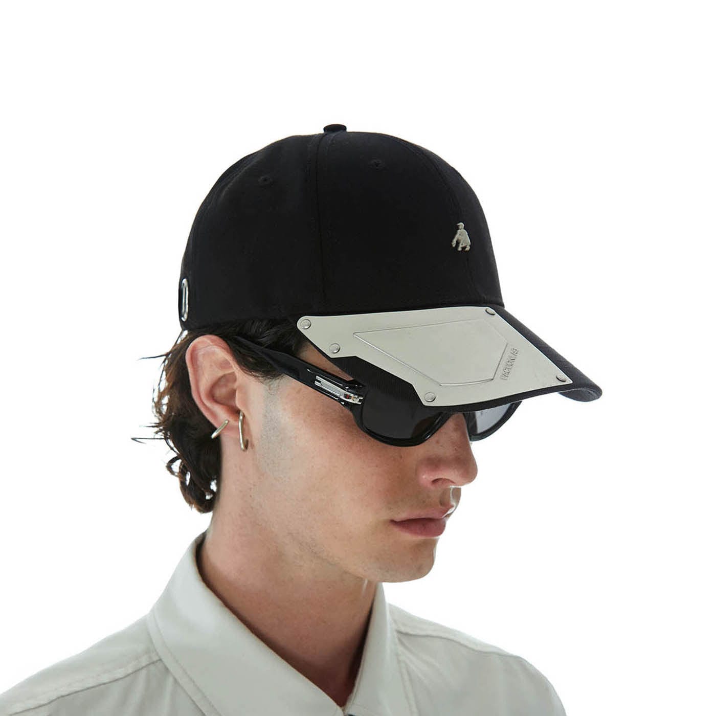 FACEONLAB Metal Plate LOGO Cap Black, premium urban and streetwear designers apparel on PROJECTISR.com, FACEONLAB