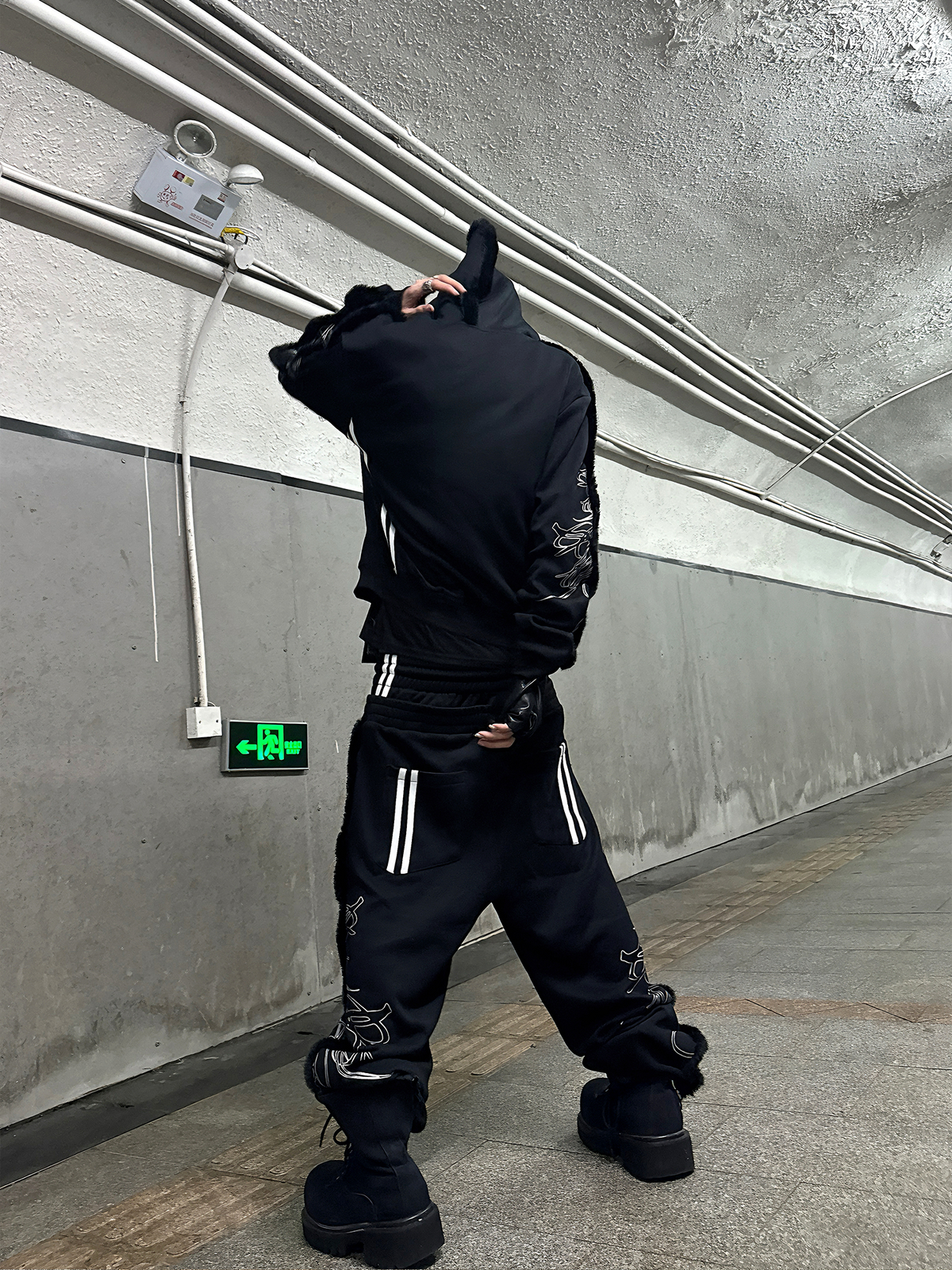 SAXGENWON Thorn Graphic Studded Hoodie & Double-Waistband Sweatpants Set