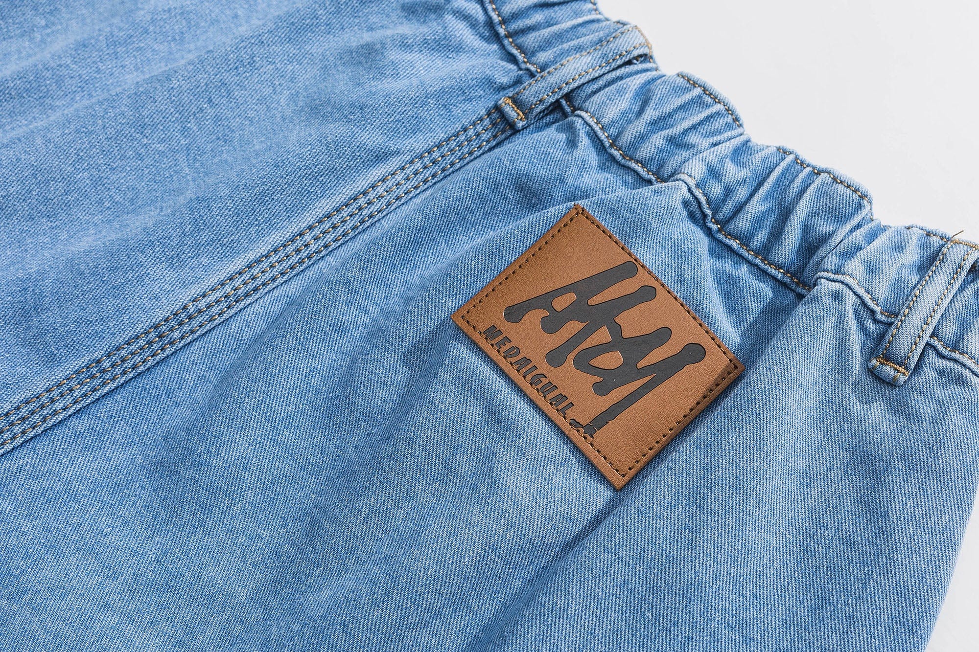 ME DA IGUAL Retro Washed Paneled Jeans, premium urban and streetwear designers apparel on PROJECTISR.com, ME DA IGUAL