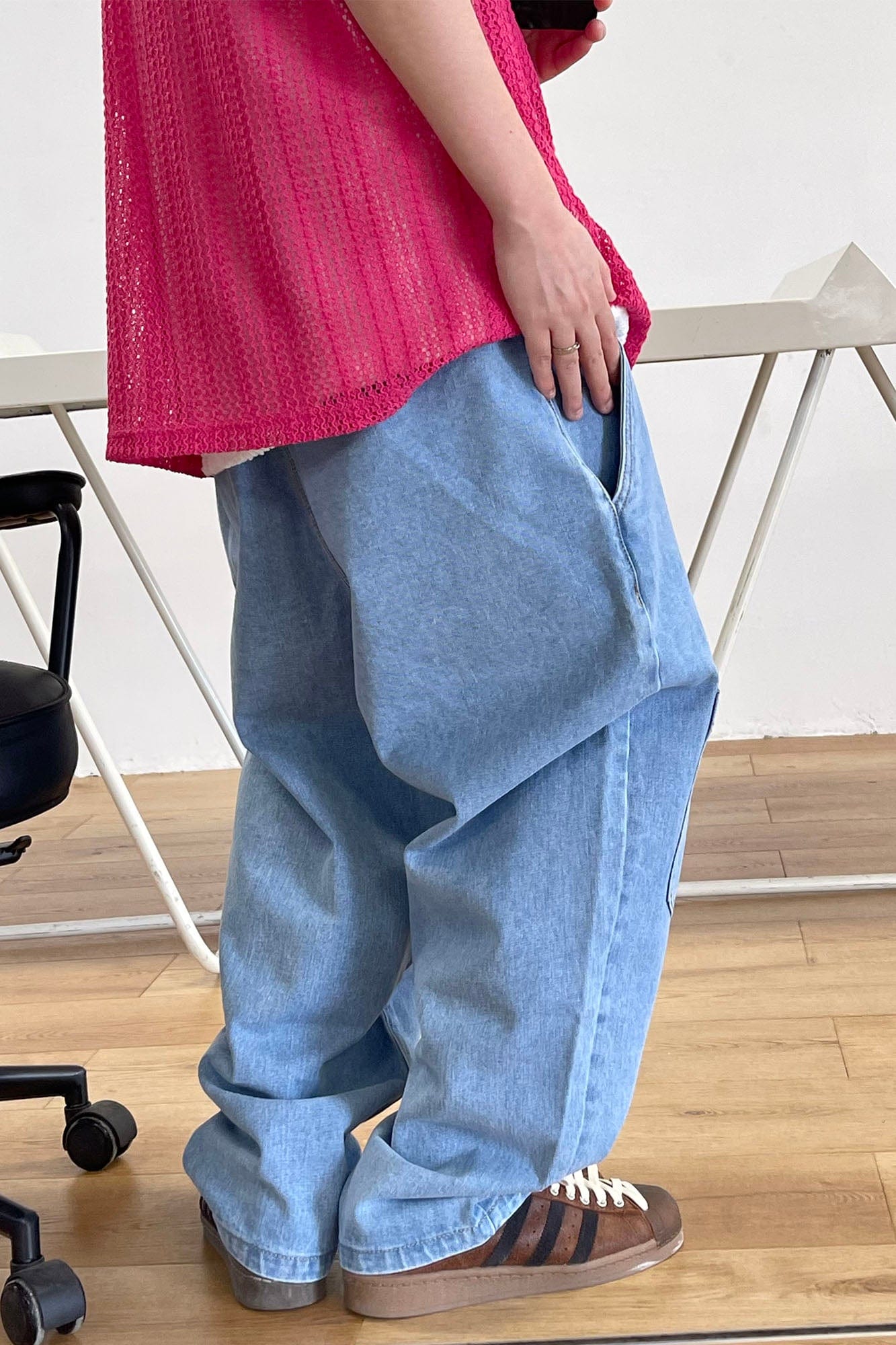ME DA IGUAL Retro Washed Paneled Jeans, premium urban and streetwear designers apparel on PROJECTISR.com, ME DA IGUAL