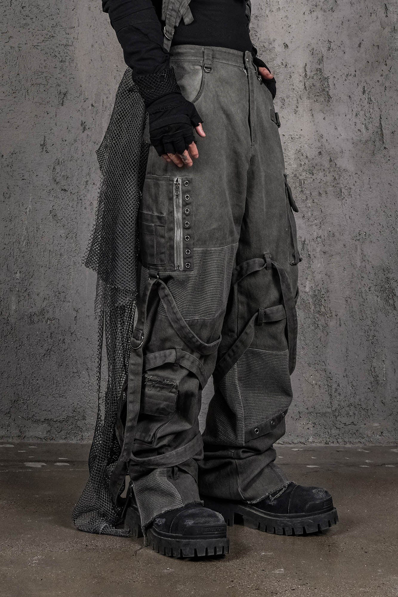 UNDERWATER Scavenger Heavyduty Multi-Pockets Striped Cargo, premium urban and streetwear designers apparel on PROJECTISR.com, UNDERWATER