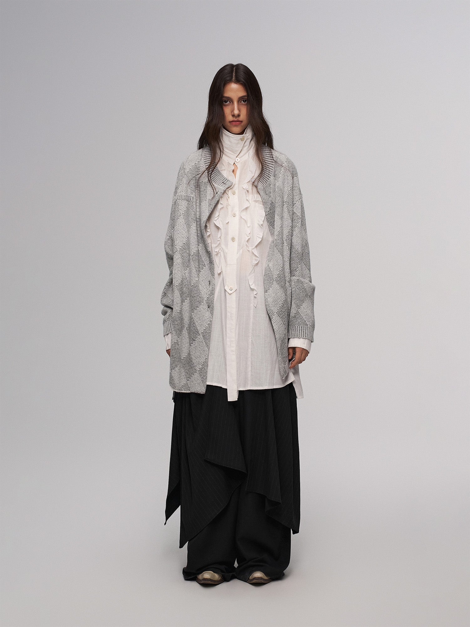 ILNya Nieternite Nifutur Sheer Ruffle Front Long Shirt