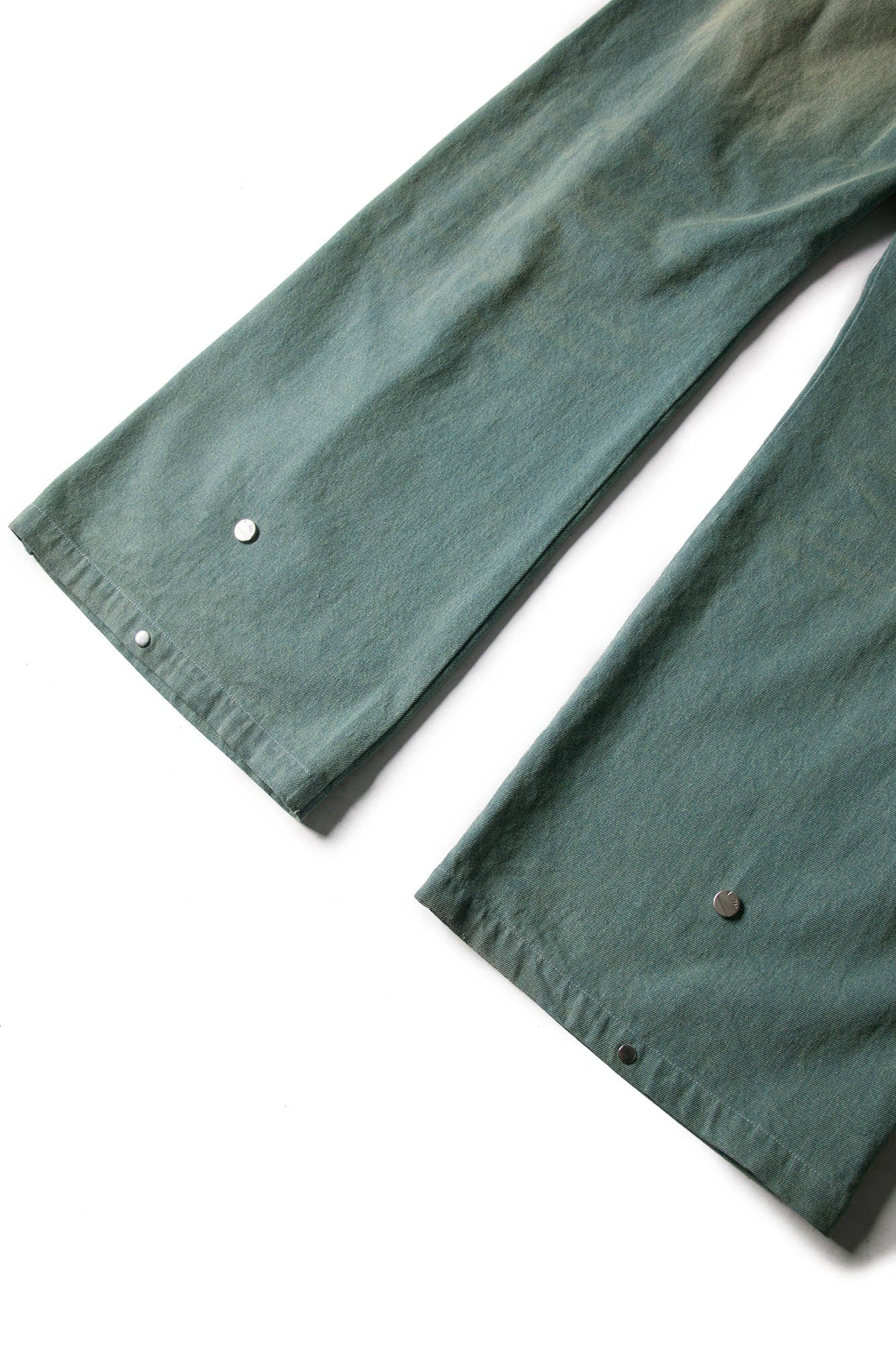 RELABEL Washed Pleated Waist Baggy Jeans