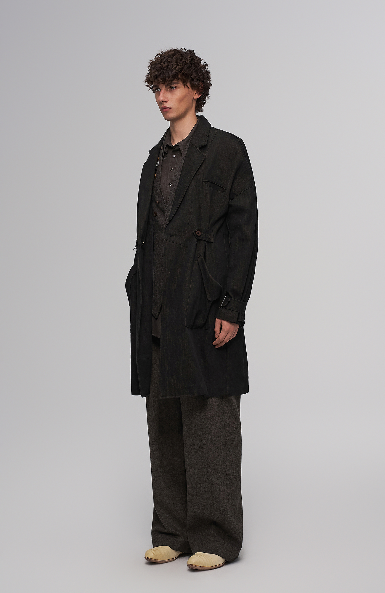 ILNya Nieternite Nifutur Knotted Cape-Back Linen-Blend Trench, premium urban and streetwear designers apparel on PROJECTISR.com, ILNya Nieternite Nifutur